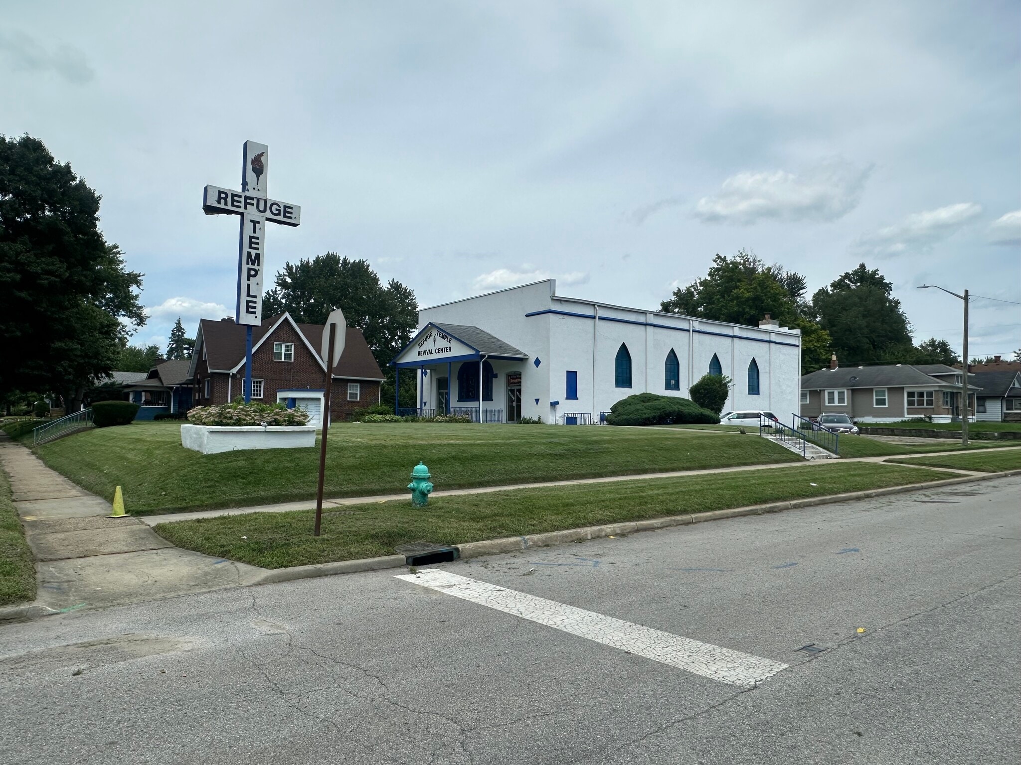 2245 E Riverside Dr, Indianapolis, IN for Sale