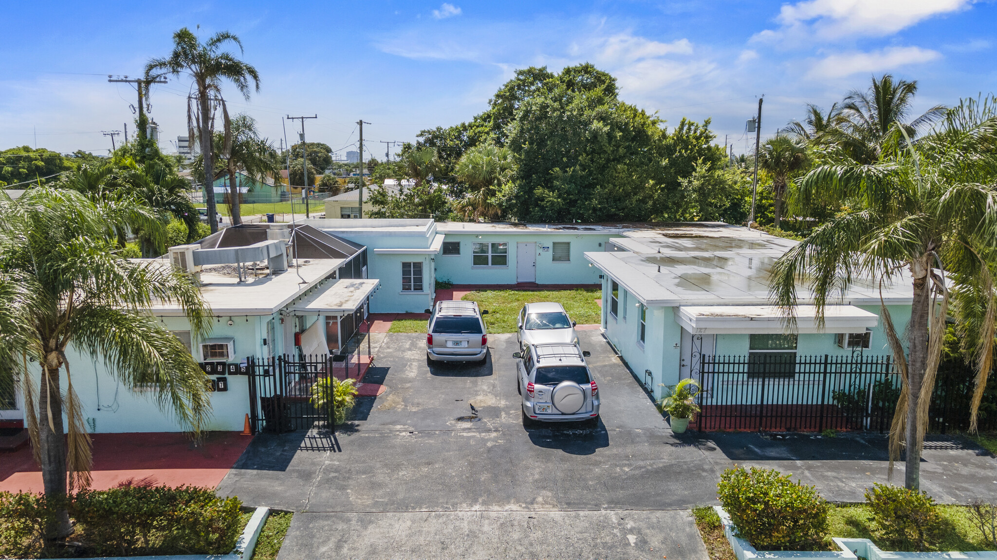 127 W Blue Heron Blvd W, Riviera Beach, FL for Sale