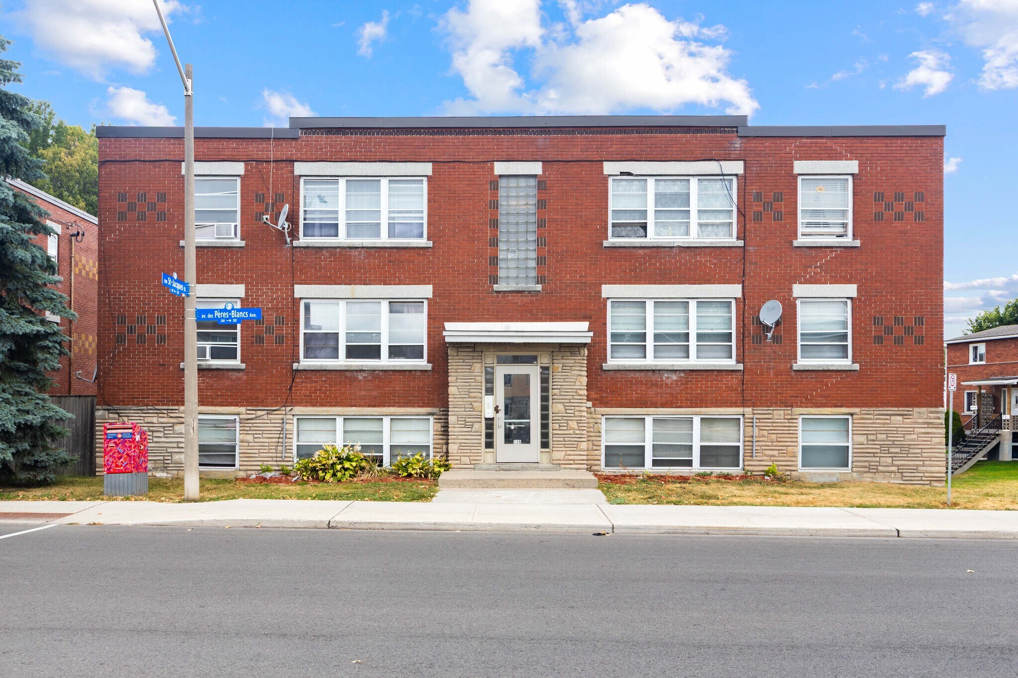 229 Des Pères-Blancs Av, Ottawa, ON for Sale