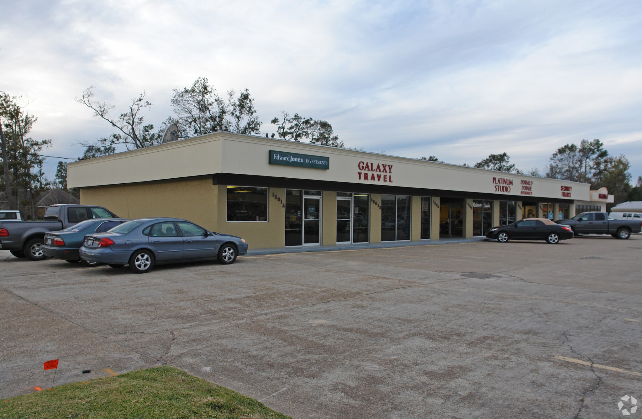 1509 N 16th St, Orange, TX for Rent