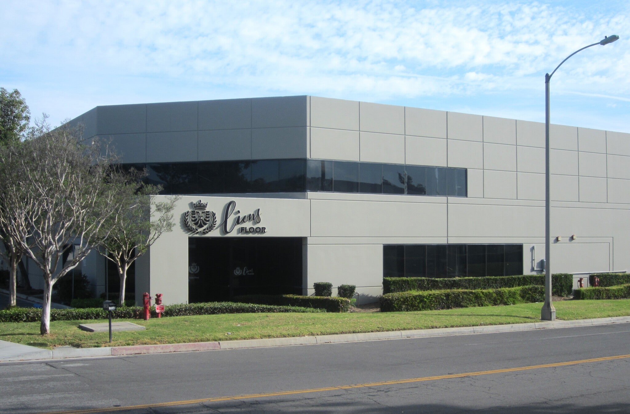 1141 California Ave, Corona, CA for Sale