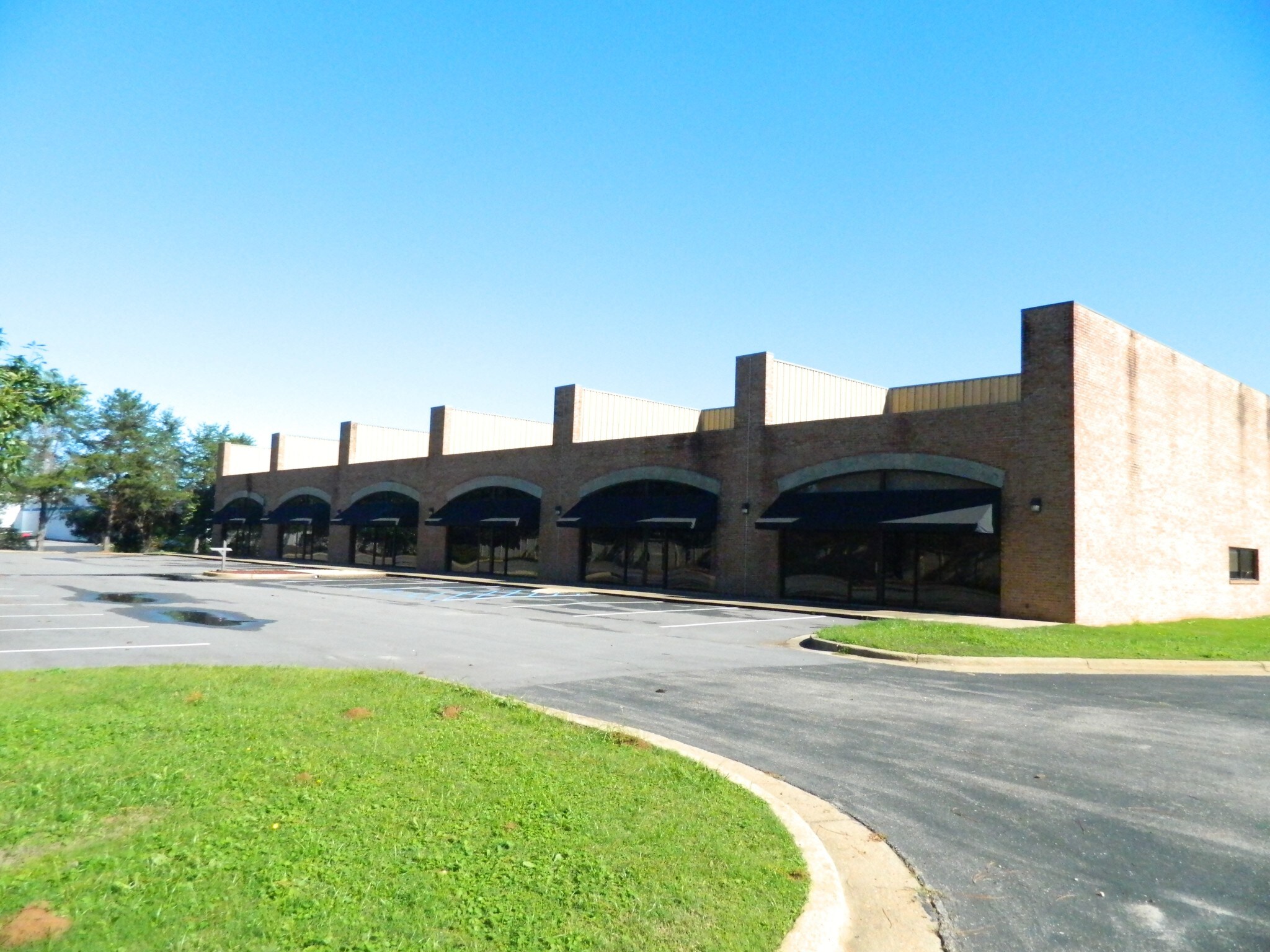 2743-A Gunter Park Dr, Montgomery, AL for Rent