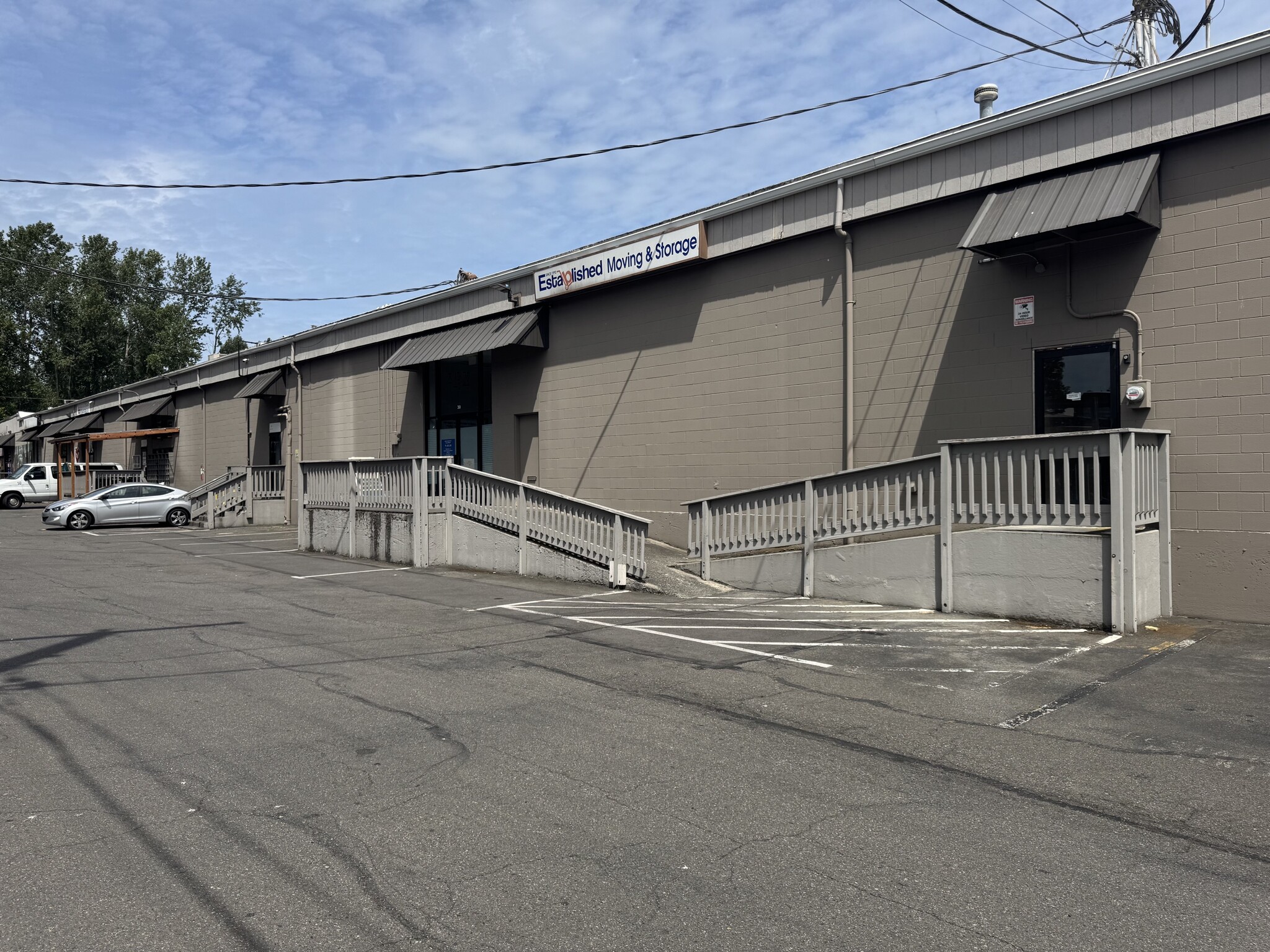 607 SE Everett Mall Way, Everett, WA for Rent
