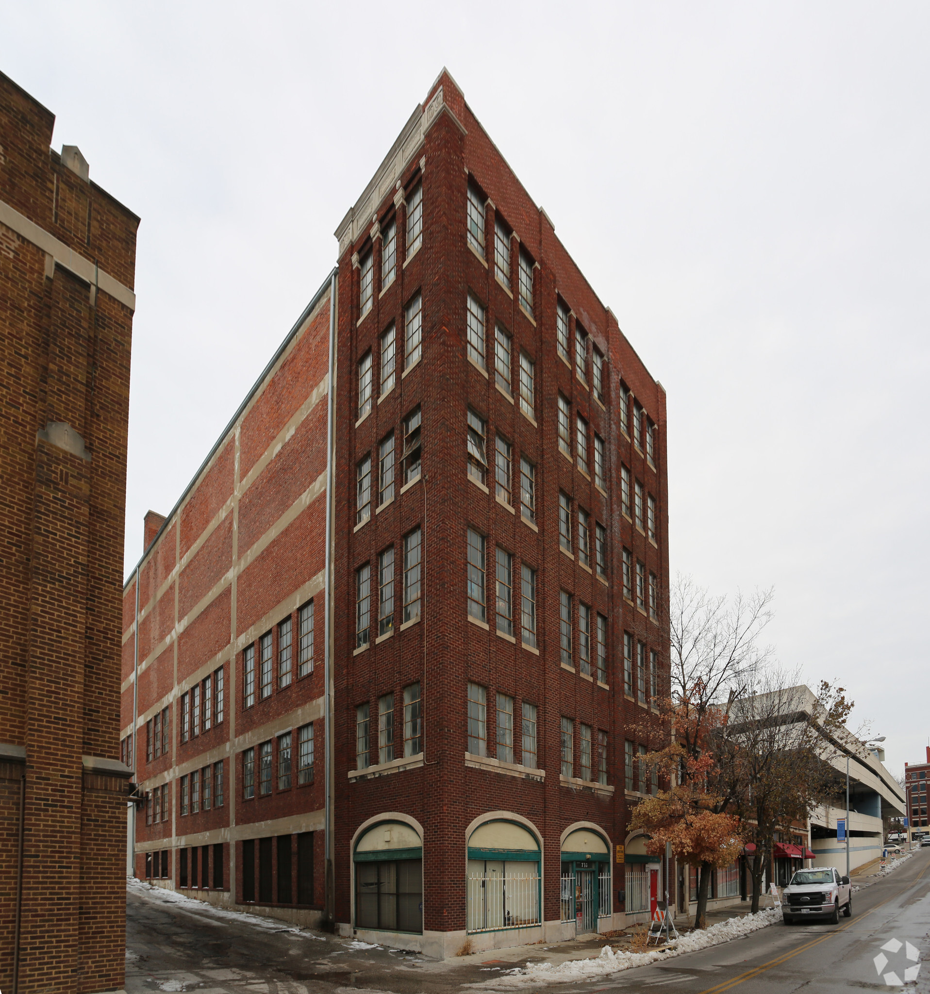 738 Armstrong Ave, Kansas City, KS for Rent
