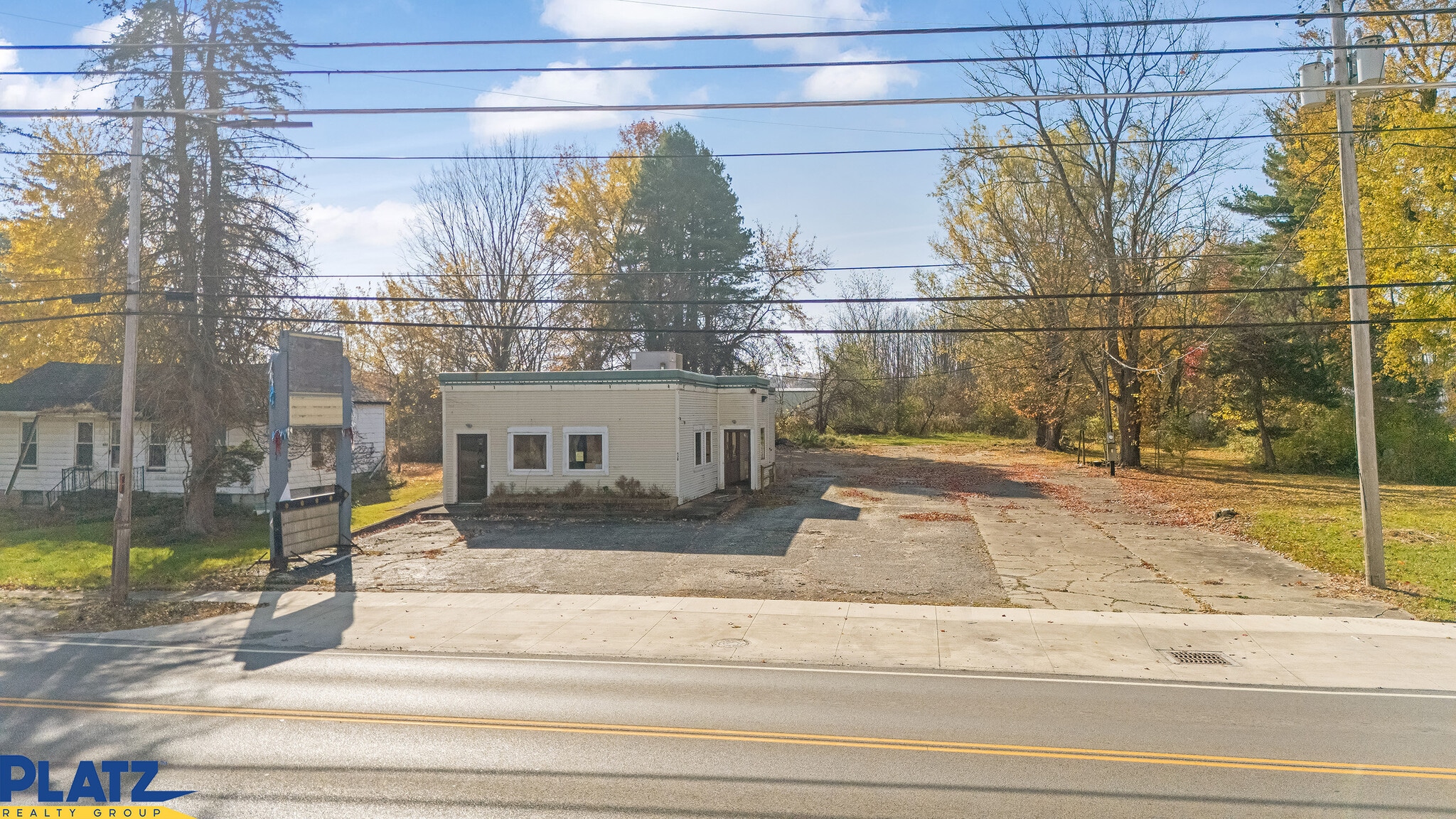 438 E Main St, Andover, OH for Rent