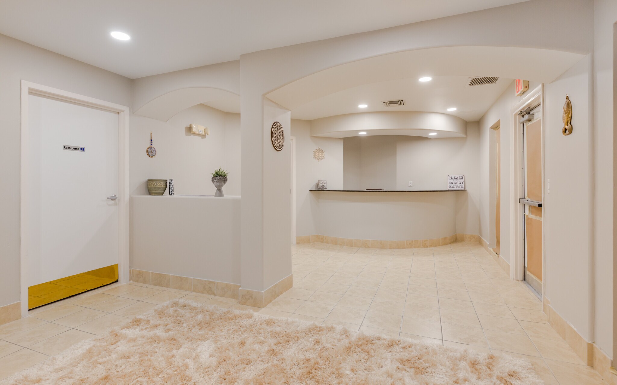 12734 Kenwood Ln, Fort Myers, FL for Rent