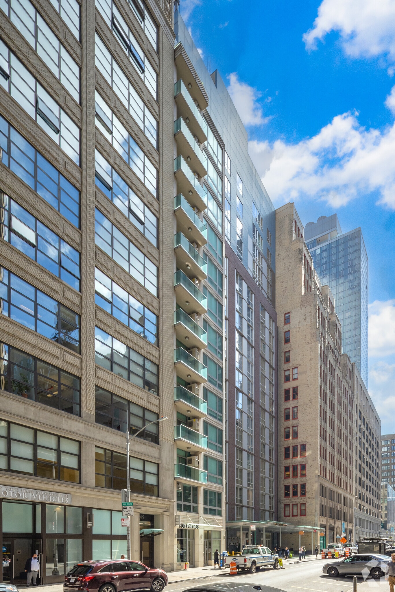 143 W 30th St New York, NY 10001 MultiFamily Property for Lease on