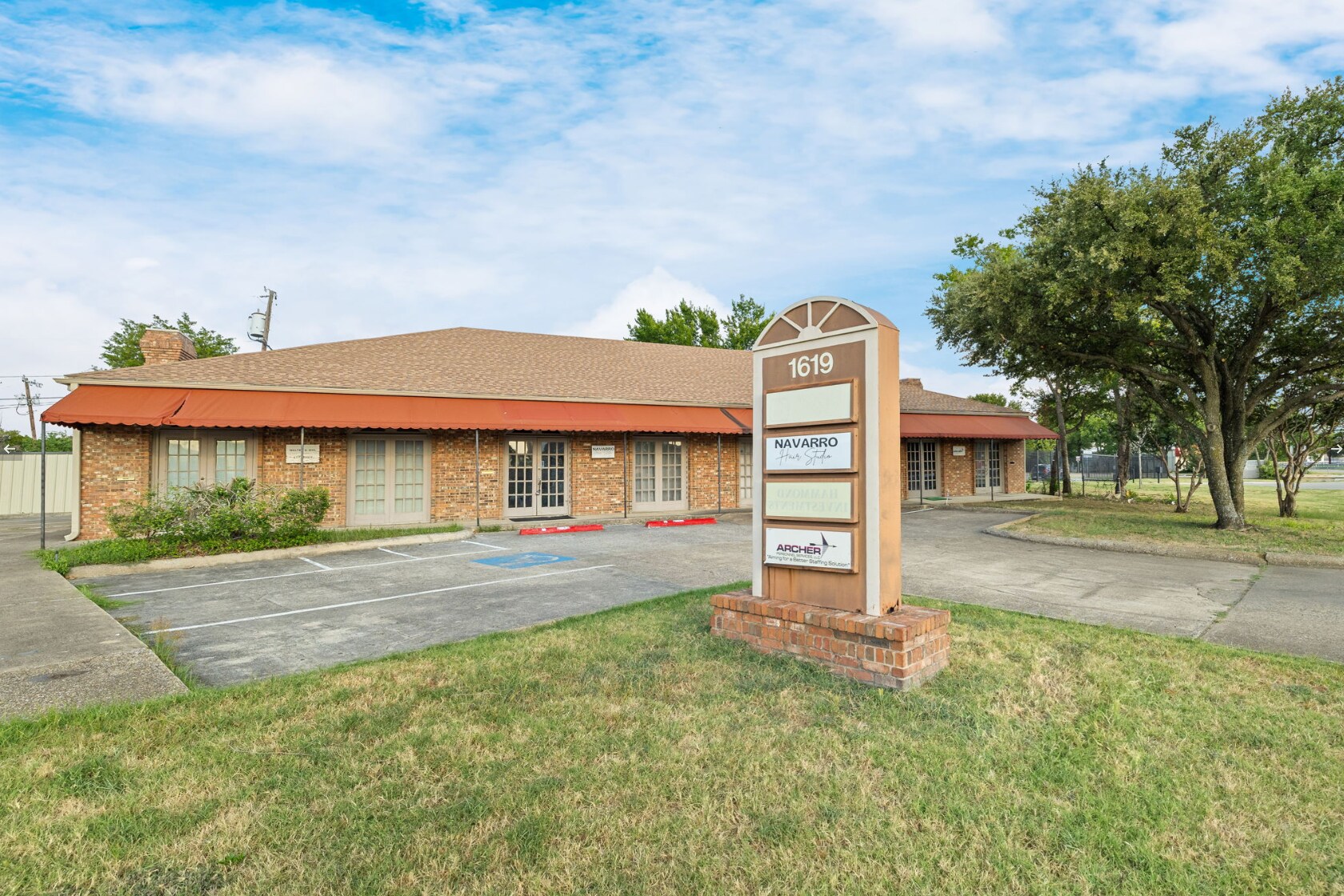 1619 W Irving Blvd, Irving, TX for Rent