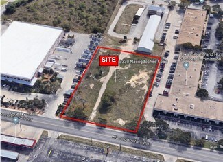 San Antonio, TX Residential Land - 3330 Nacogdoches Rd