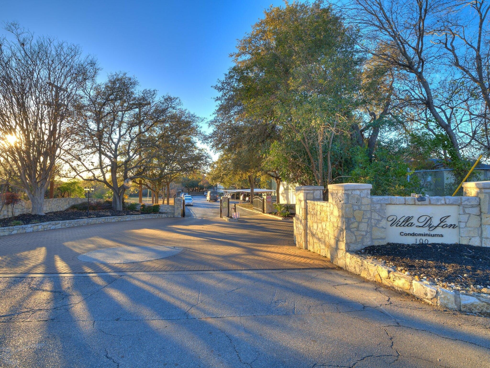 100 Lorenz Rd, San Antonio, TX for Sale