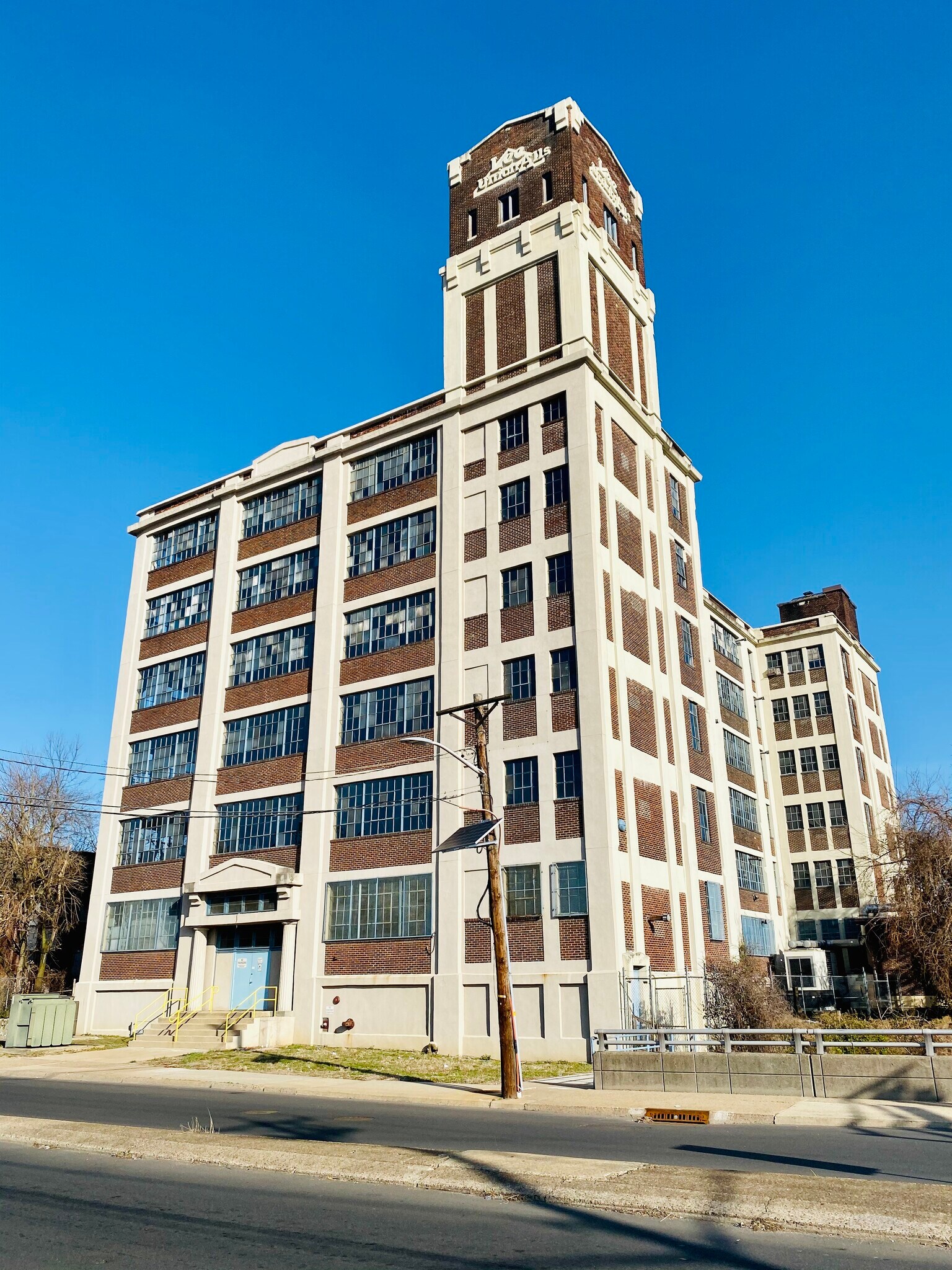 576 E State St Trenton, NJ 08609 Industrial Property for Sale on