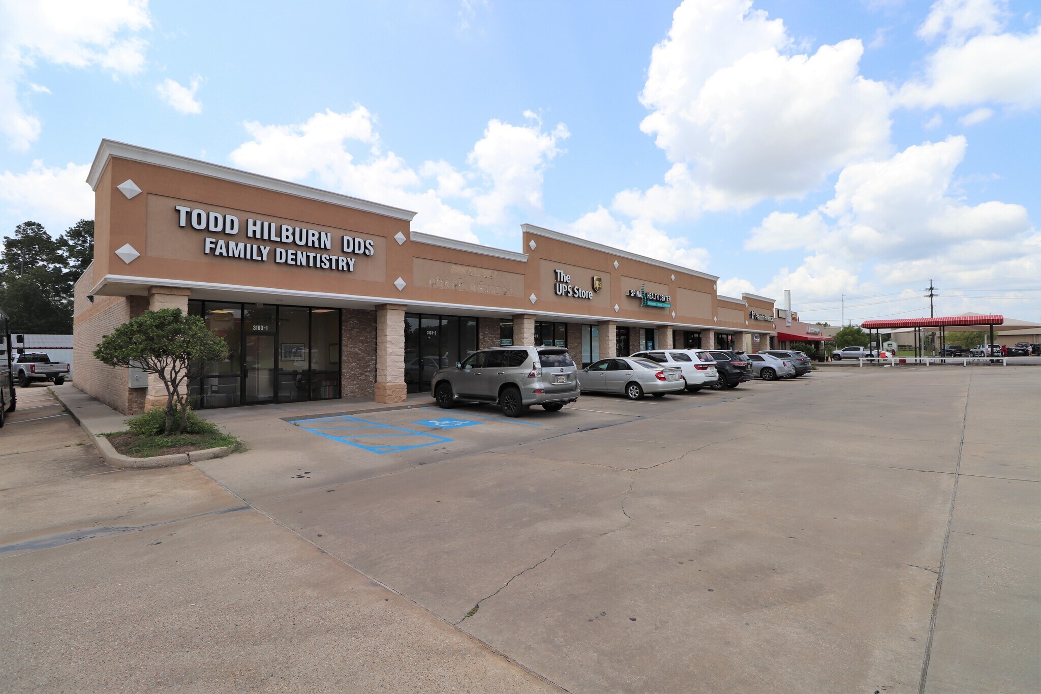 3103 Cypress St West Monroe, LA 71291 Retail Property for Lease on