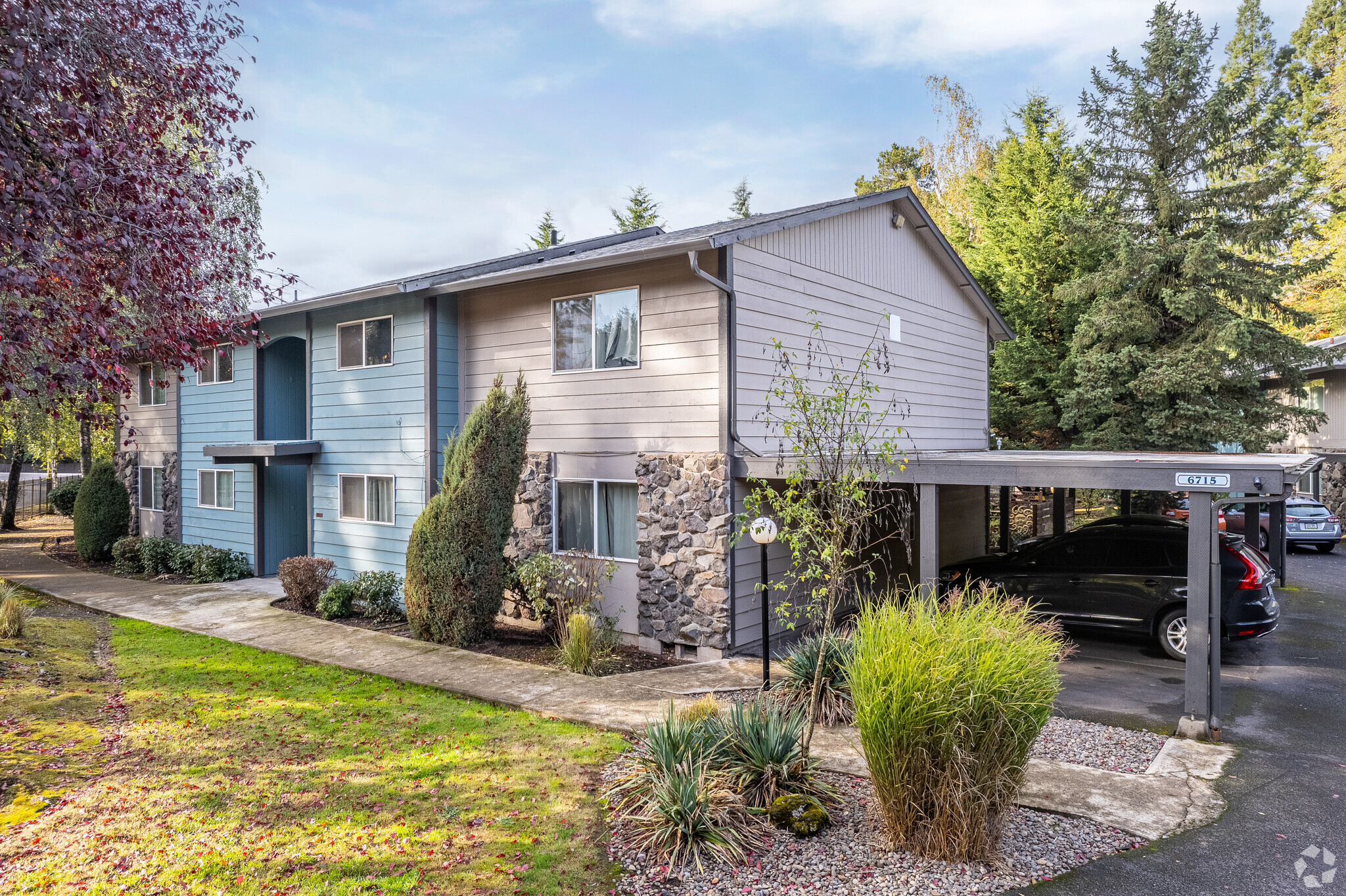 6645-6755 SW Terri Ct, Portland, OR for Sale