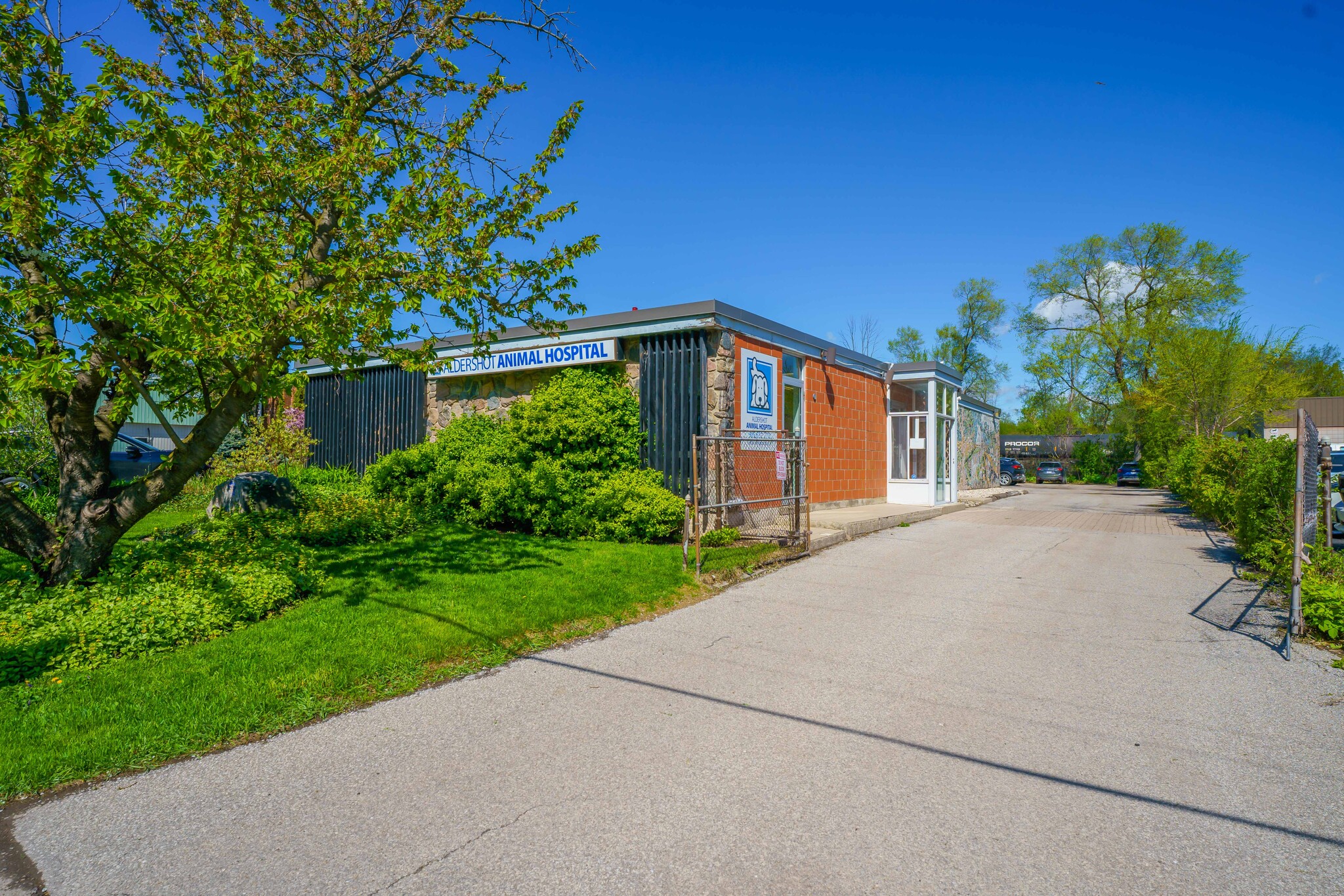 475 Enfield Rd, Burlington, ON for Sale