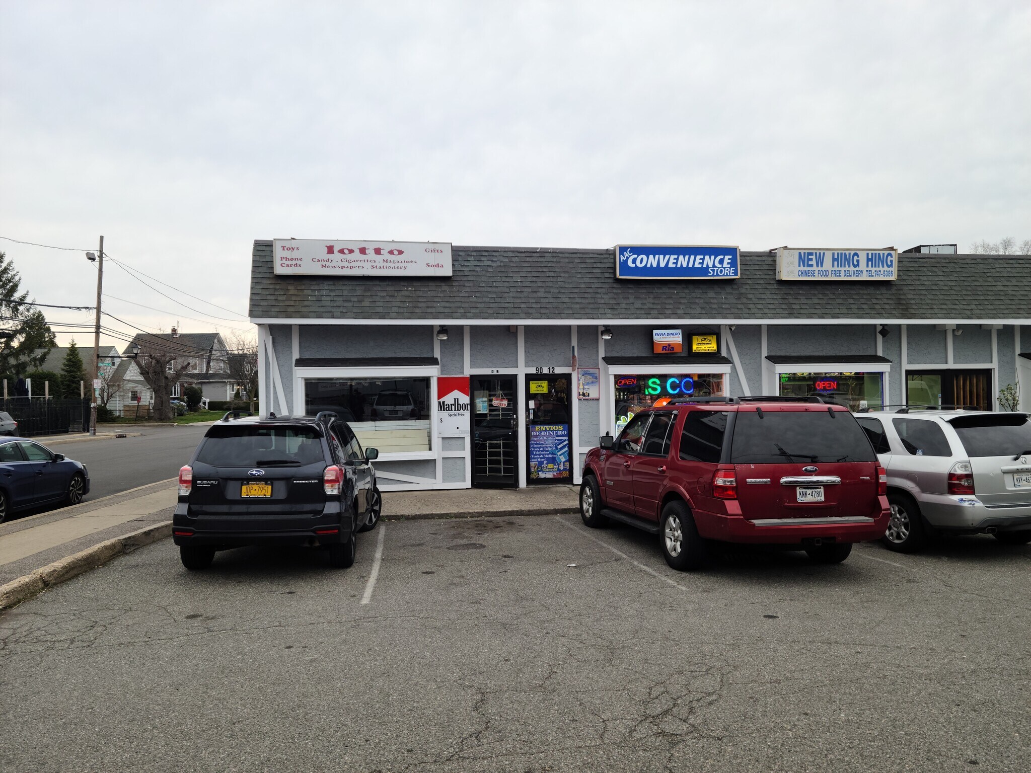 90 Jericho Tpke Mineola, NY 11501 Retail Property for Lease on