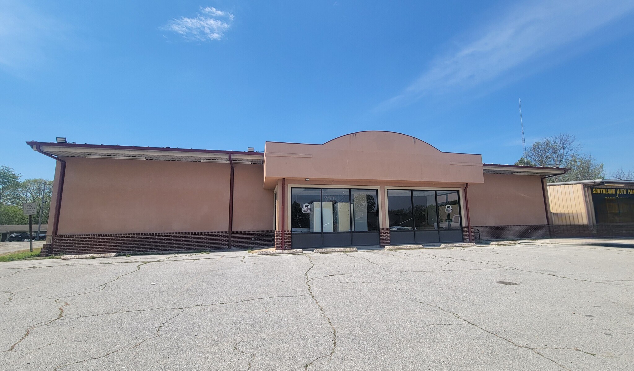 812 Highway 67 S, Tuckerman, AR for Sale