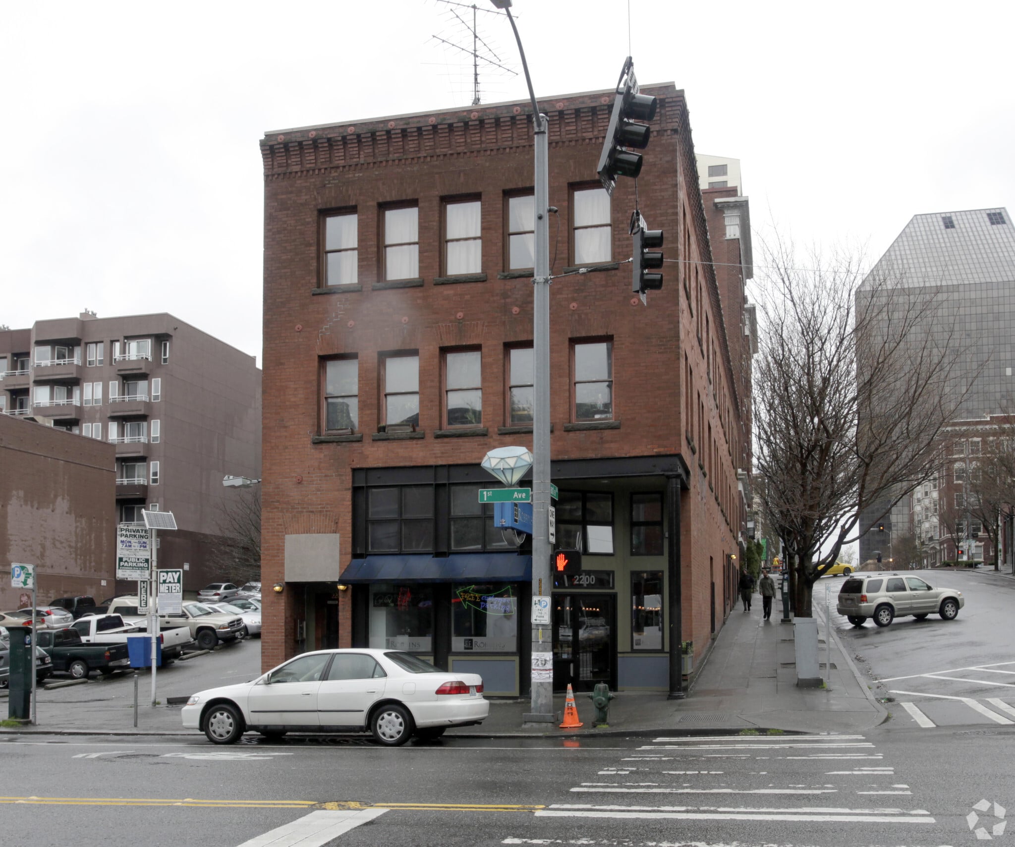 2204 1st Ave, Seattle, WA for Sale