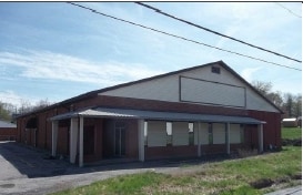 Salem, IN Storefront - 300 W Mulberry St
