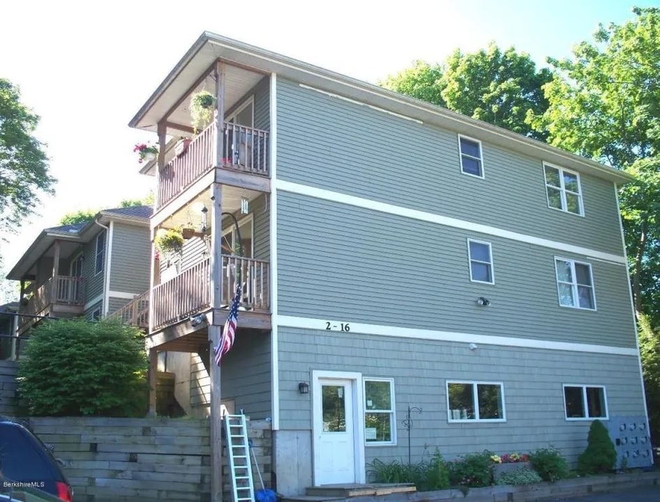 14 Highland Ave, Pittsfield, MA for Sale