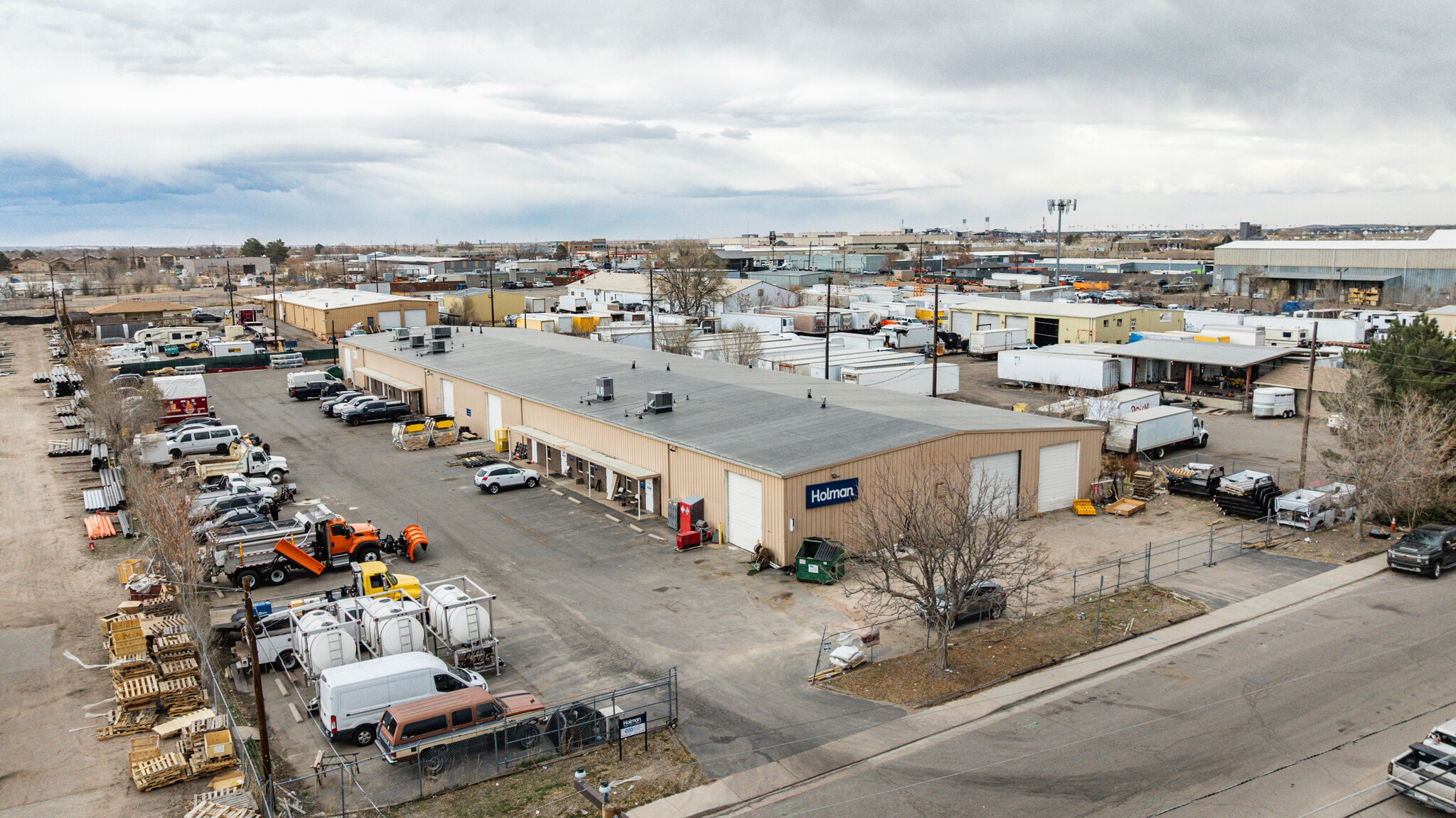 7005-7011 E 53rd Pl, Commerce City, CO for Rent