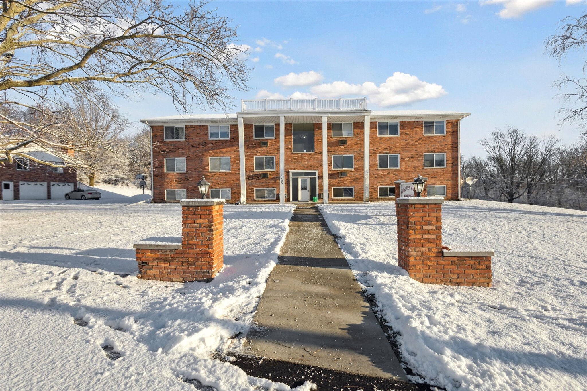 4415-4425 Hull Rd, Leslie, MI for Sale