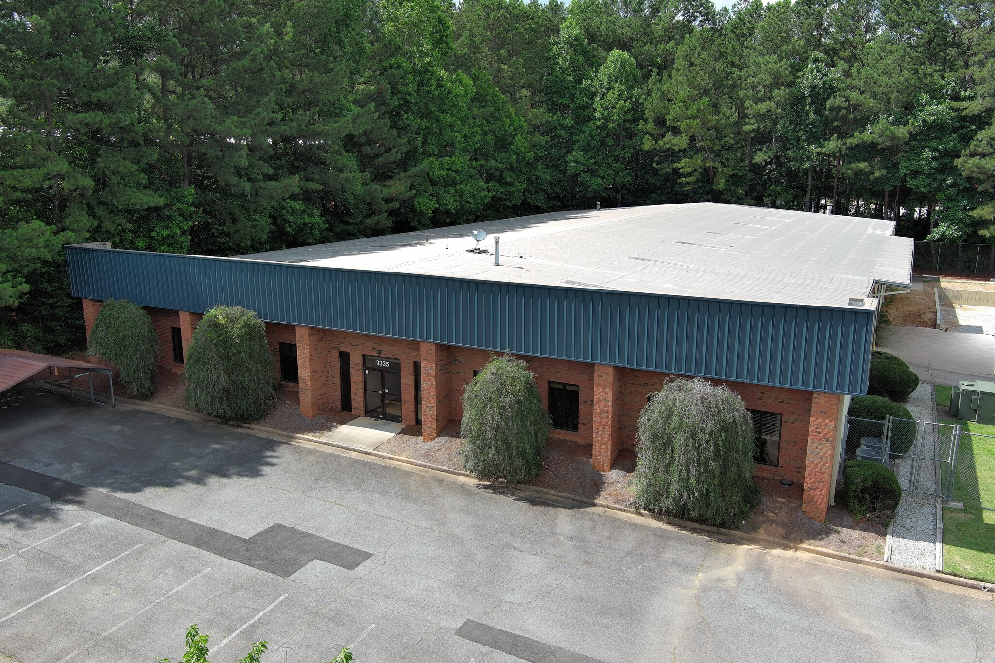 9335 Industrial Trace, Alpharetta, GA for Rent