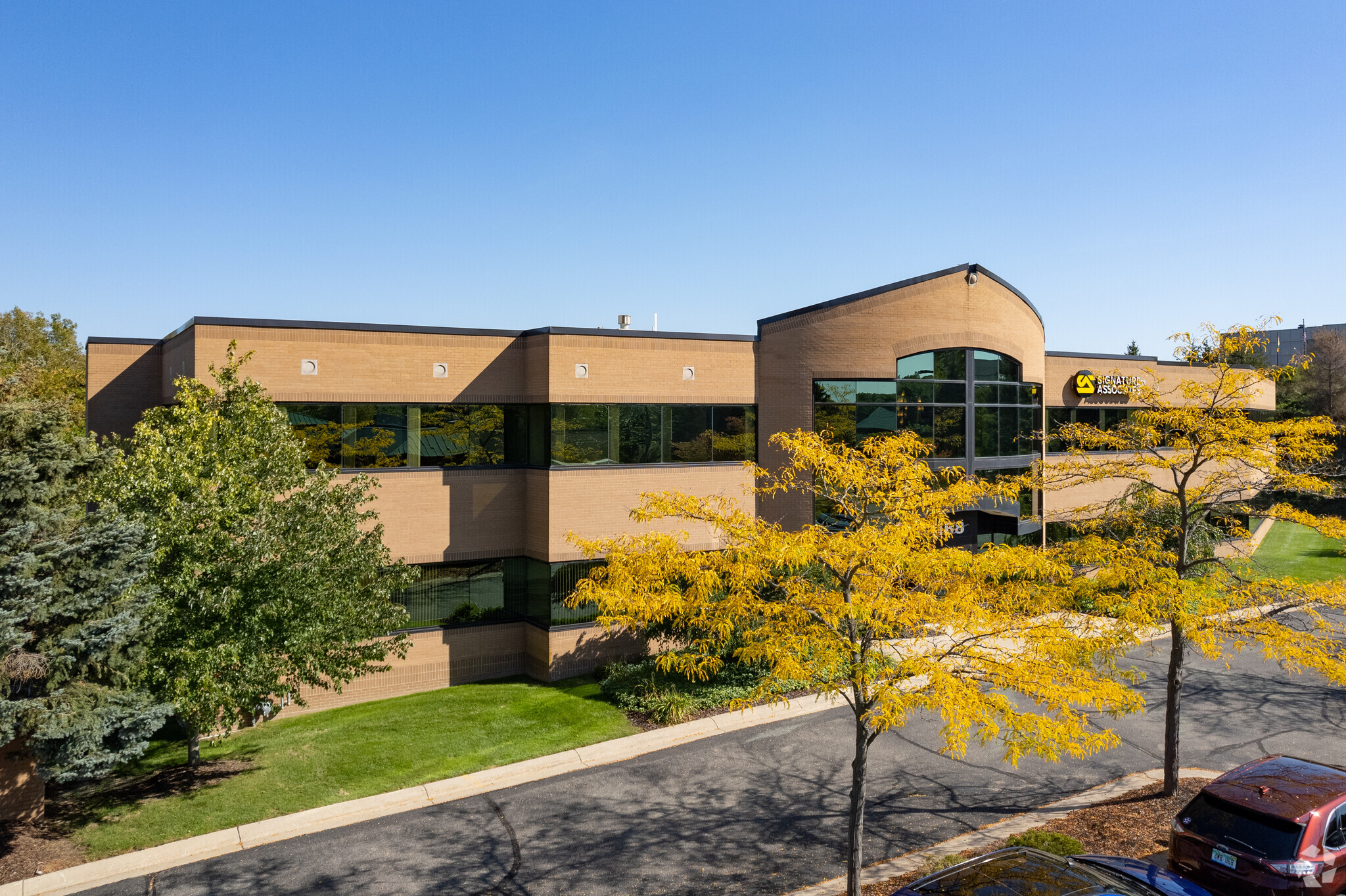 1188 E Paris Ave SE, Grand Rapids, MI for Rent