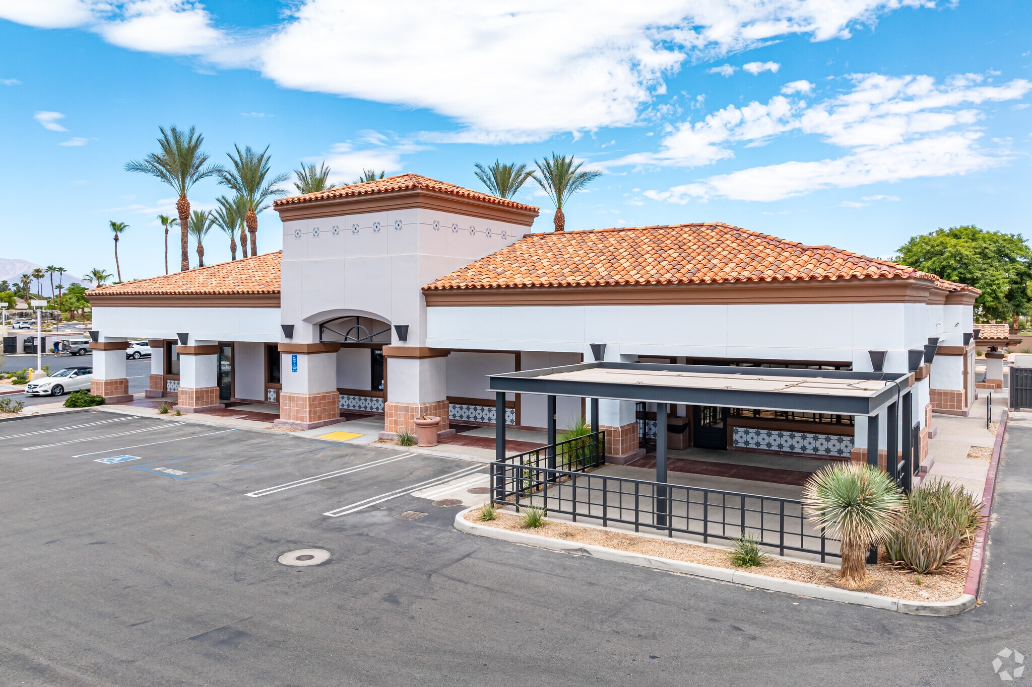 36101 Bob Hope Dr, Rancho Mirage, CA for Rent