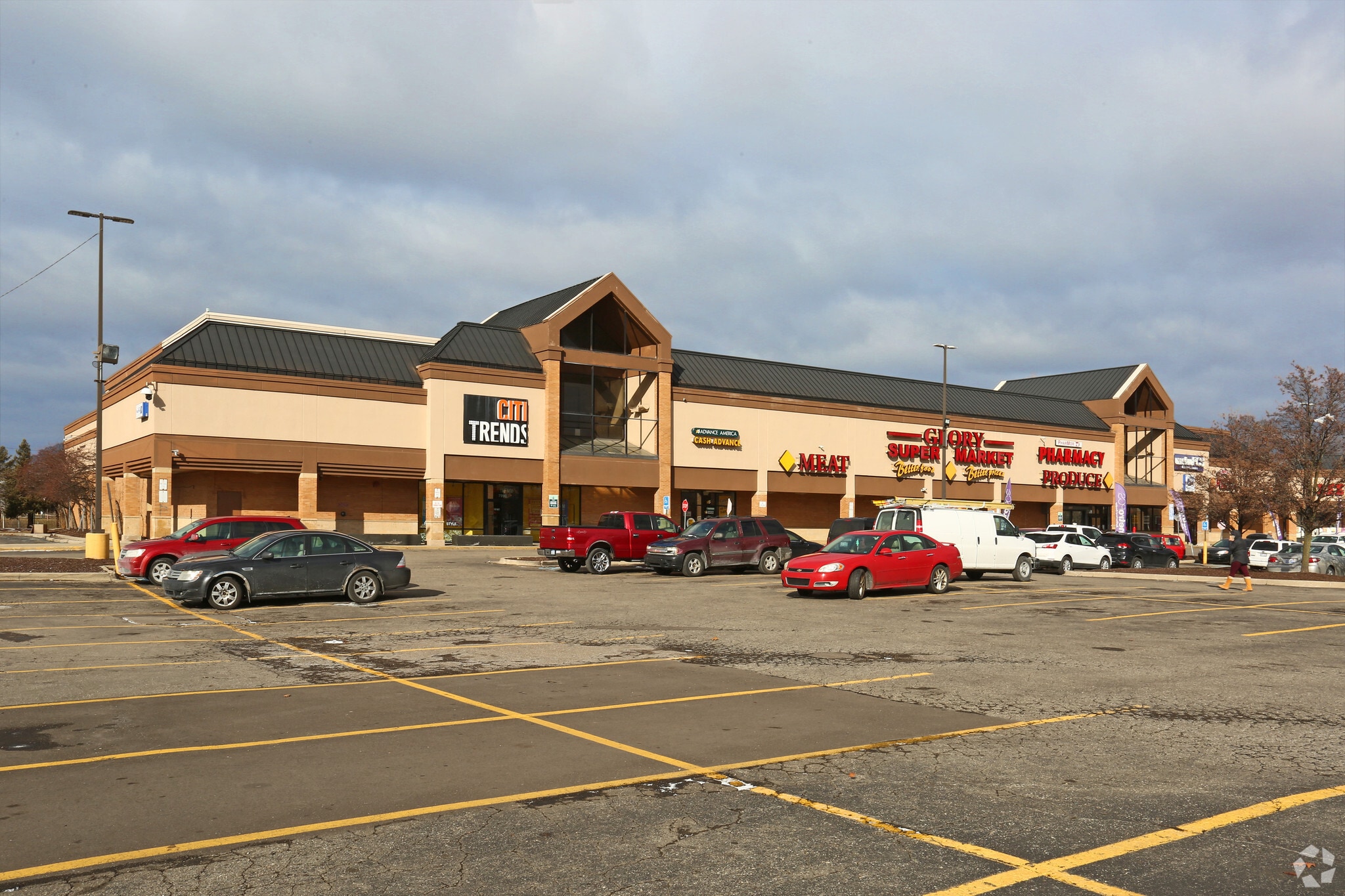 7990-8000 W Outer Dr, Detroit, MI for Rent