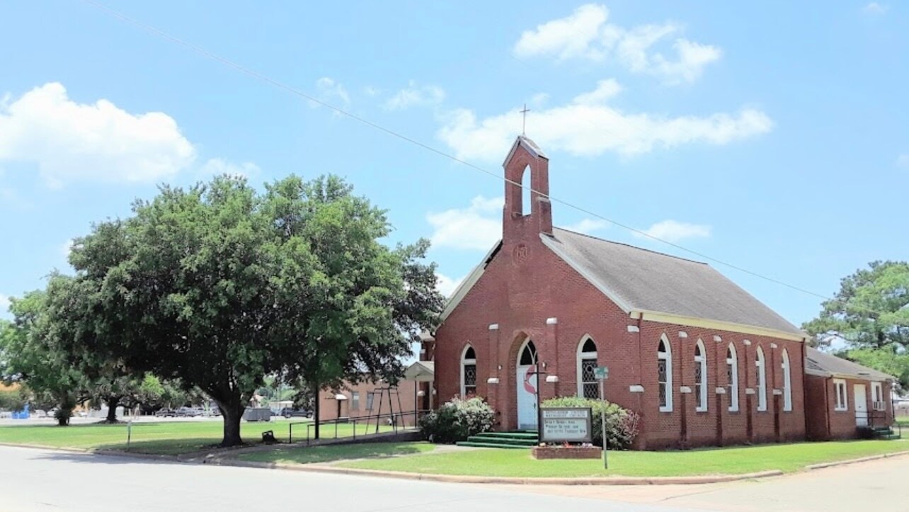 715 8th st, Hempstead, TX for Sale