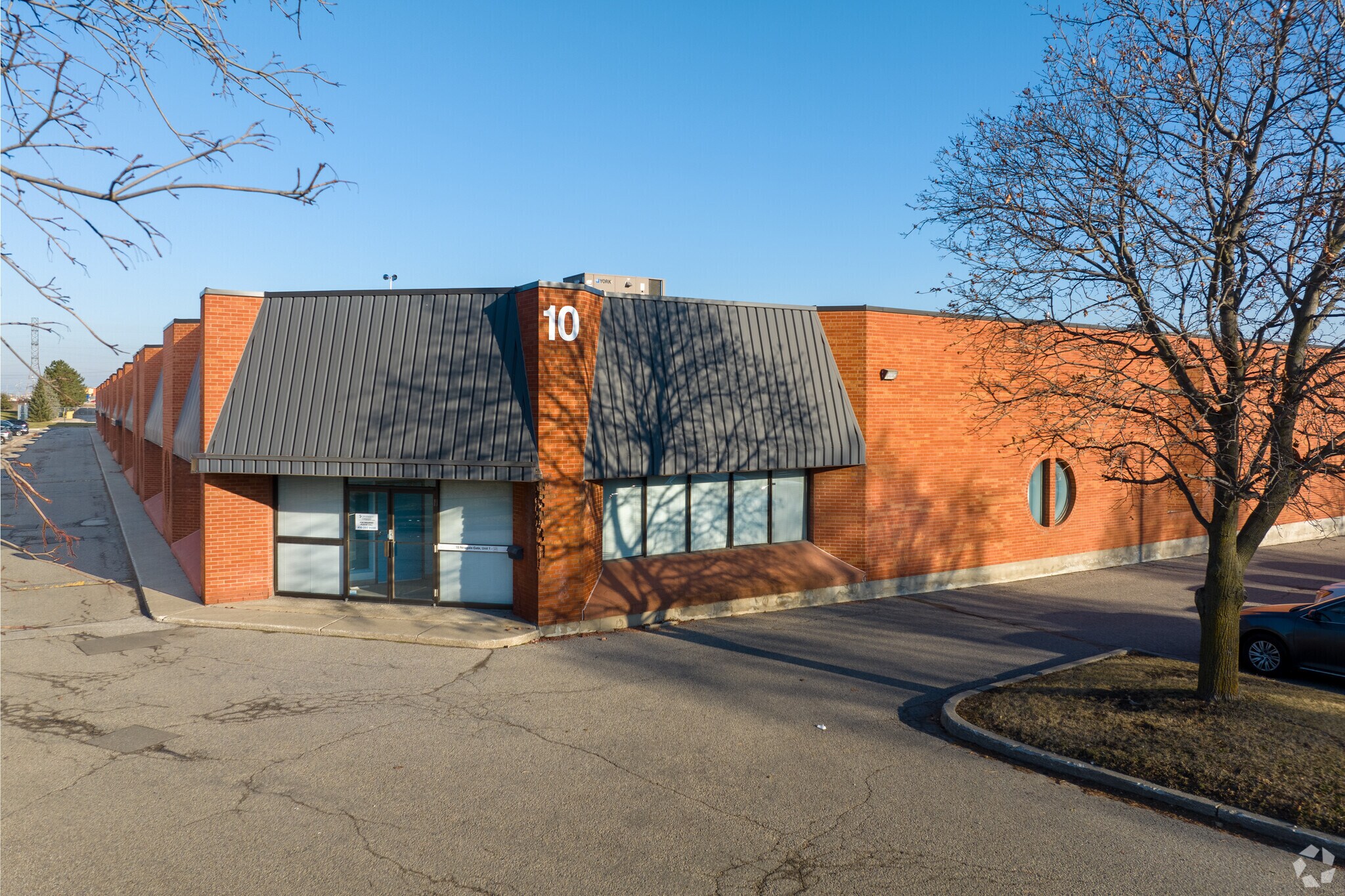10 Newgale Gate, Toronto, ON for Rent