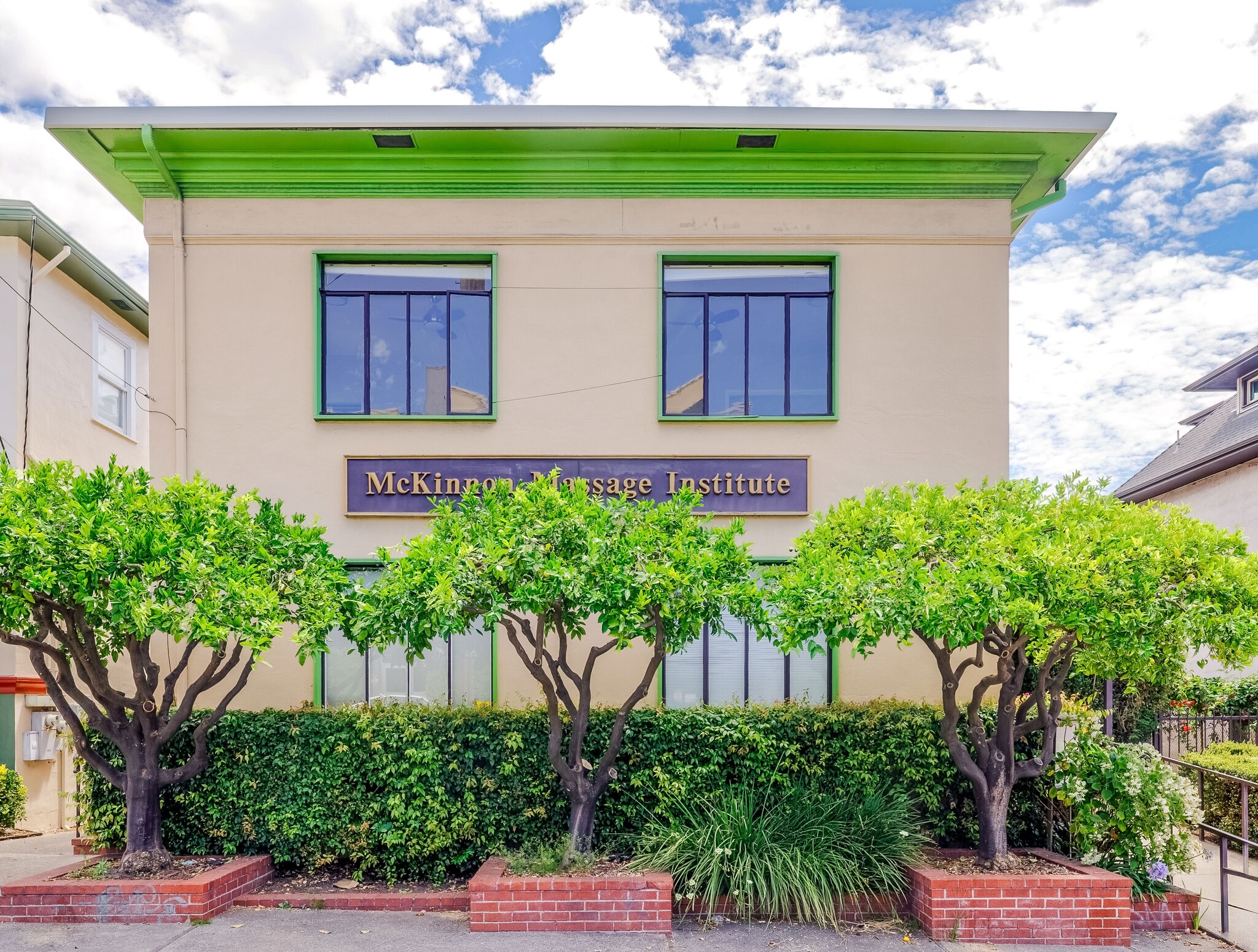 2944 Webster St, Oakland, CA for Sale