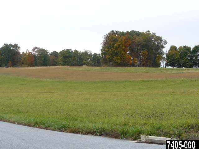 874 Delta Rd, Red Lion, PA for Sale