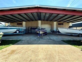 215 Kansas, Chickasha, OK 73018