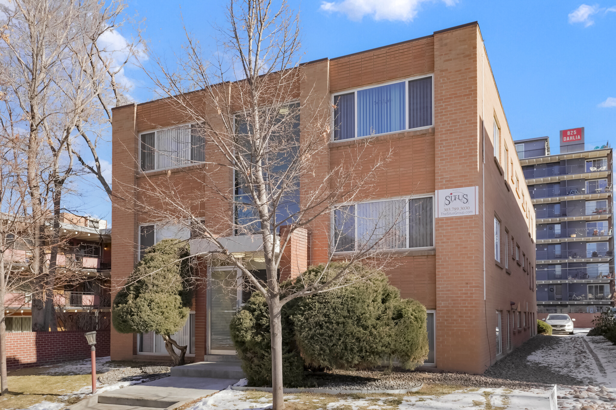 830 Dexter St, Denver, CO for Sale