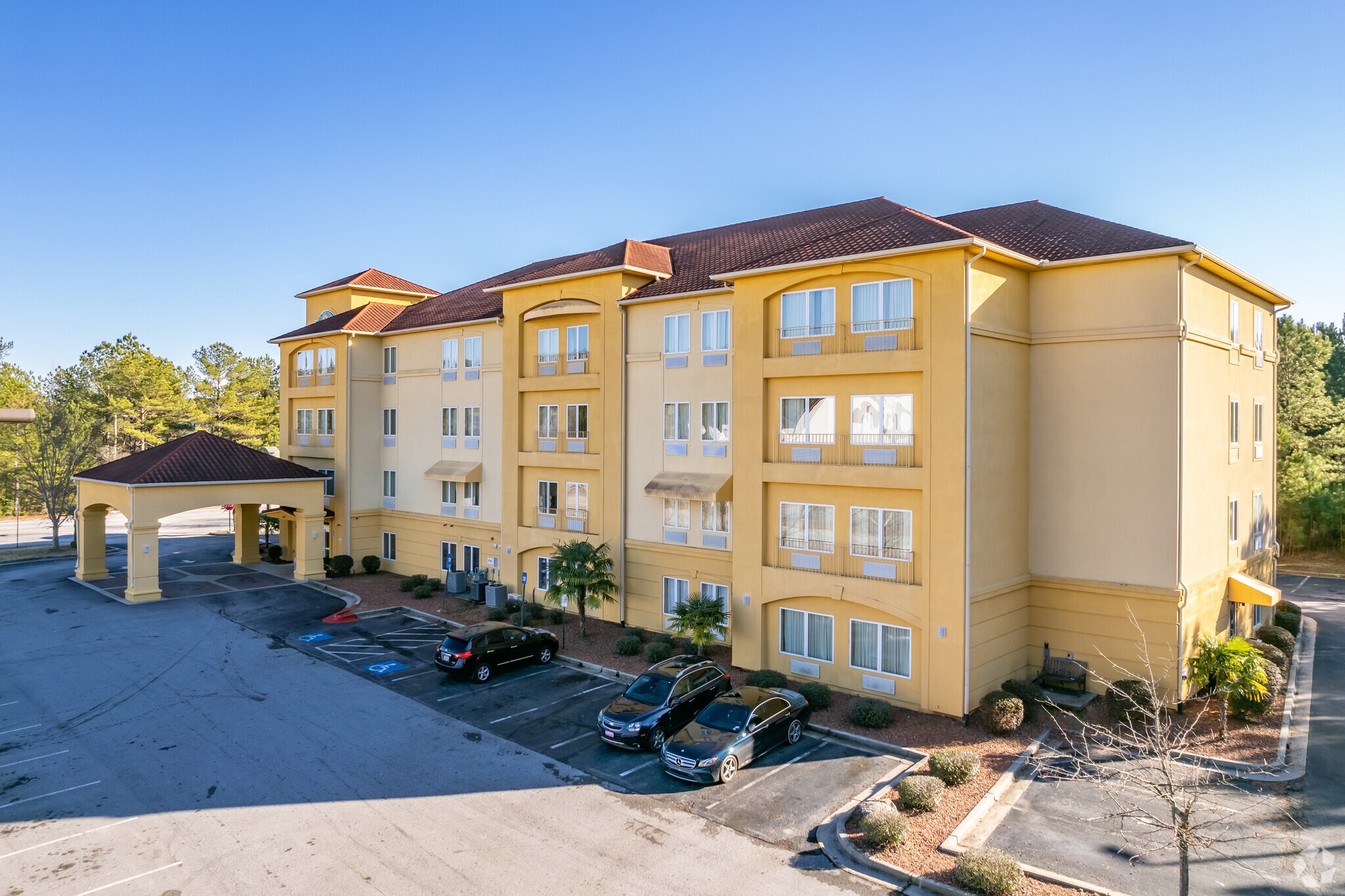 6604 Londonderry Way, Union City, GA for Sale