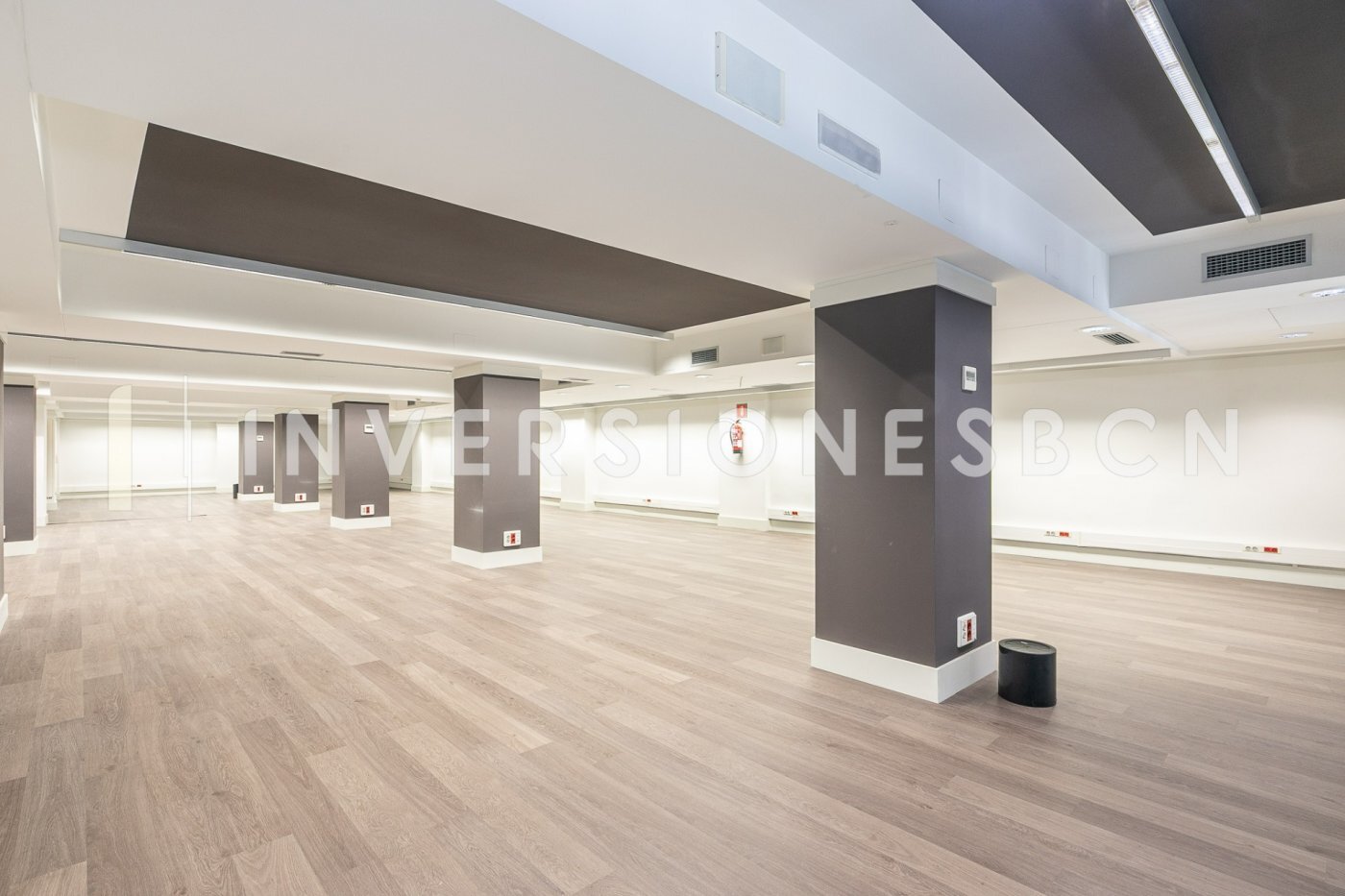 Carrer de Calàbria, Barcelona, BAR for Rent