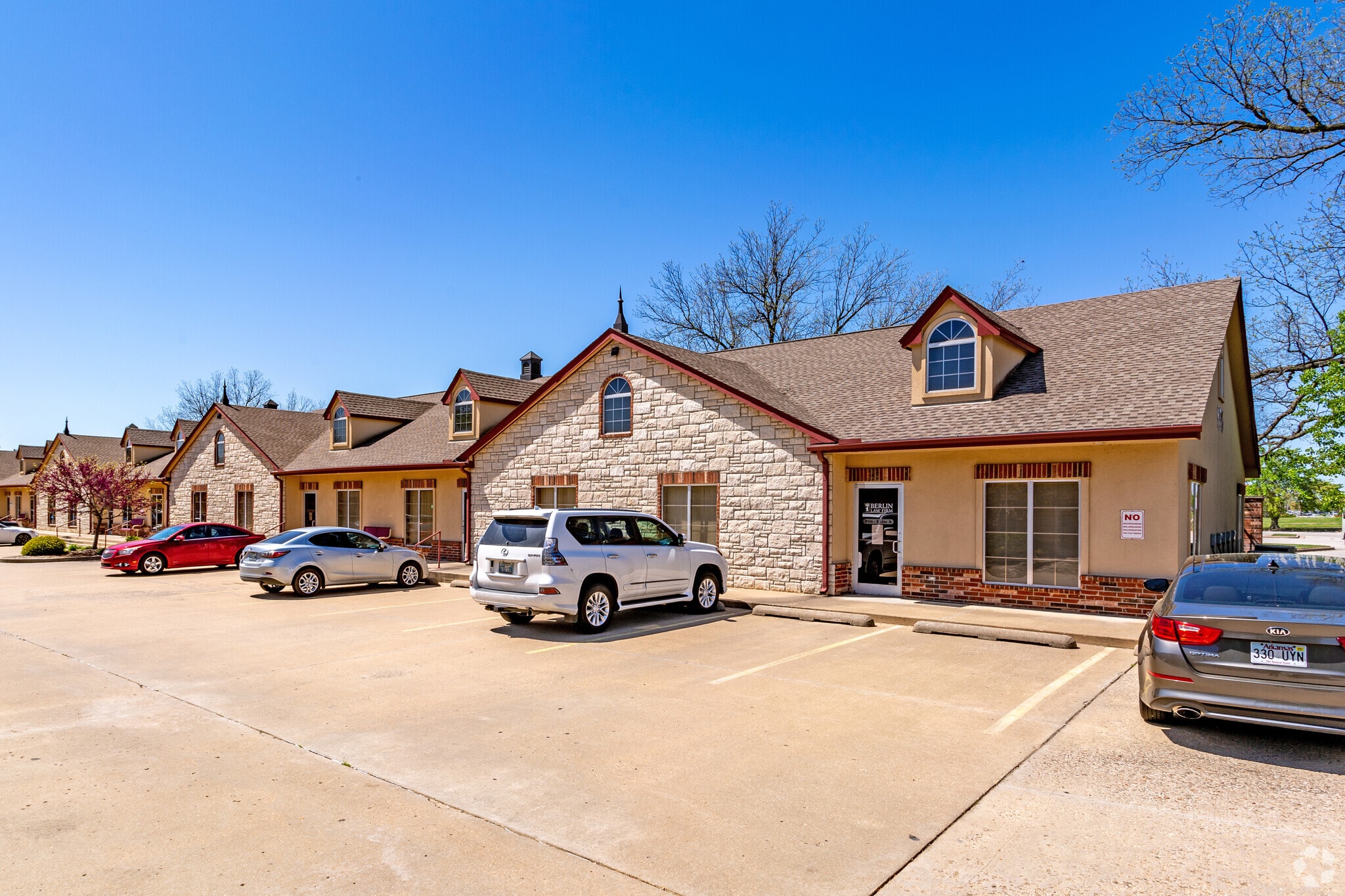 8516 E 101st St, Tulsa, OK for Rent
