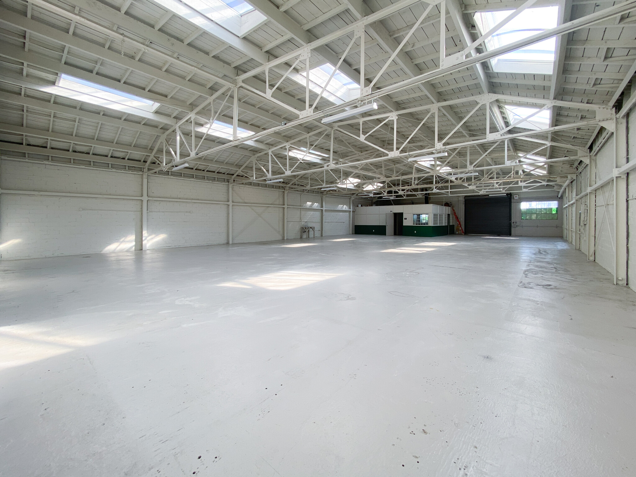 2515 Seminary Ave, Oakland, CA for Sale