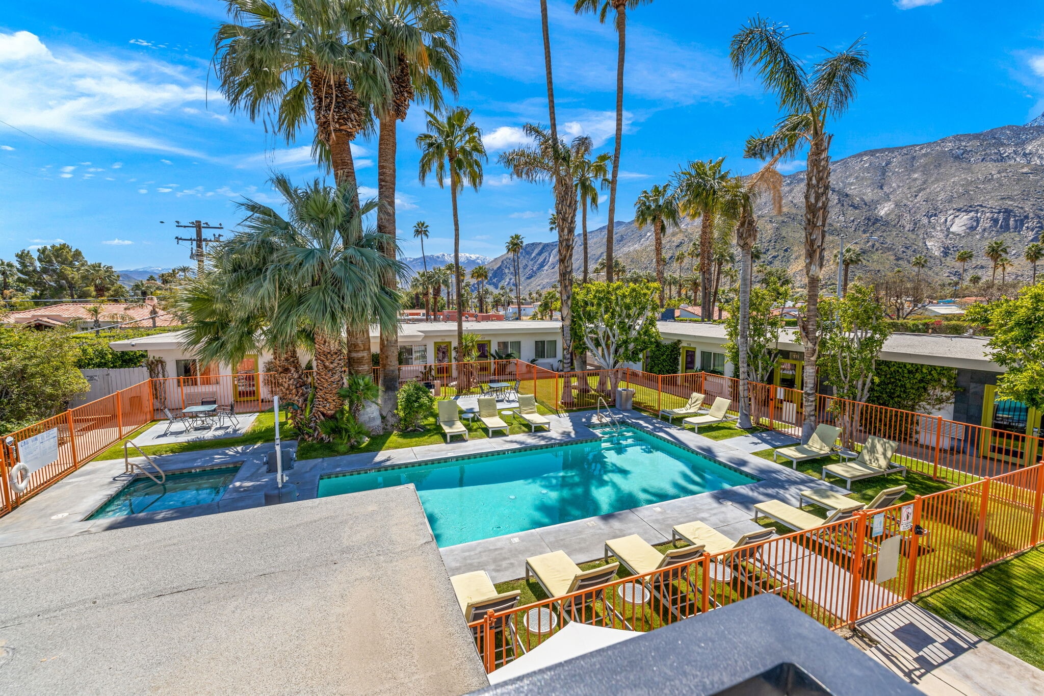 950 N Indian Canyon Dr Palm Springs, CA 92262 Hospitality Property