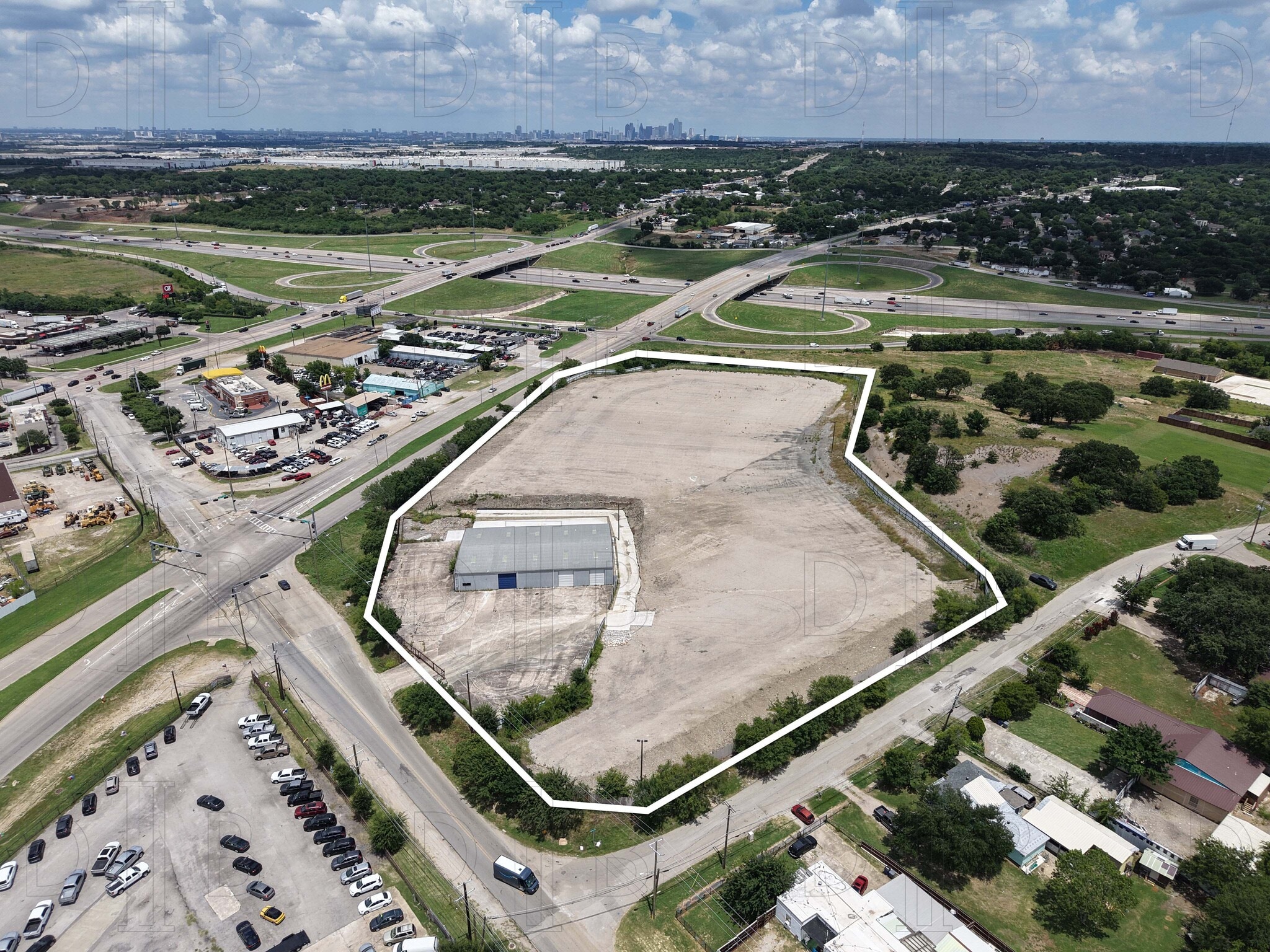 5956 W Jefferson Blvd, Dallas, TX for Sale