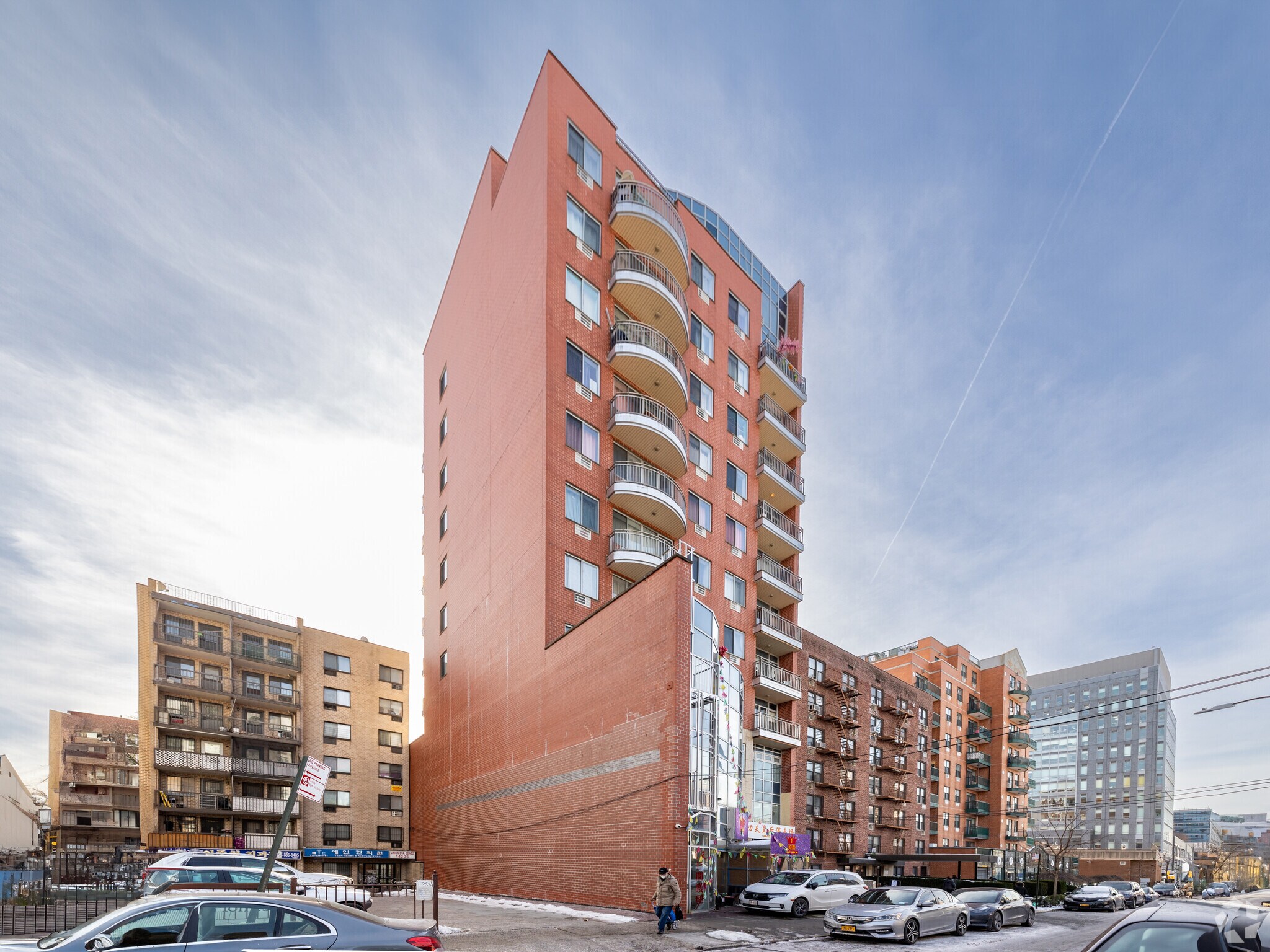 142-28 38th Ave, Flushing, NY for Rent