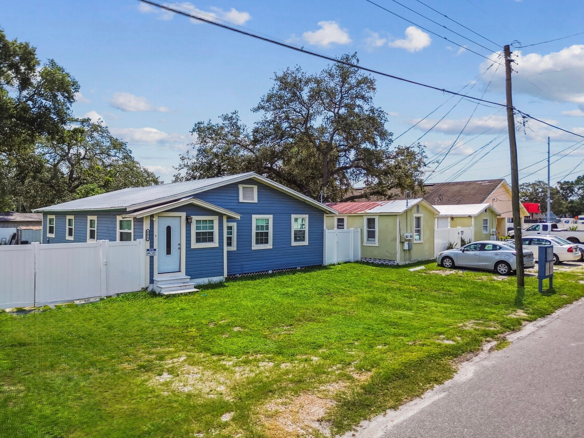 8413 N Hamner Ave, Tampa, FL for Sale