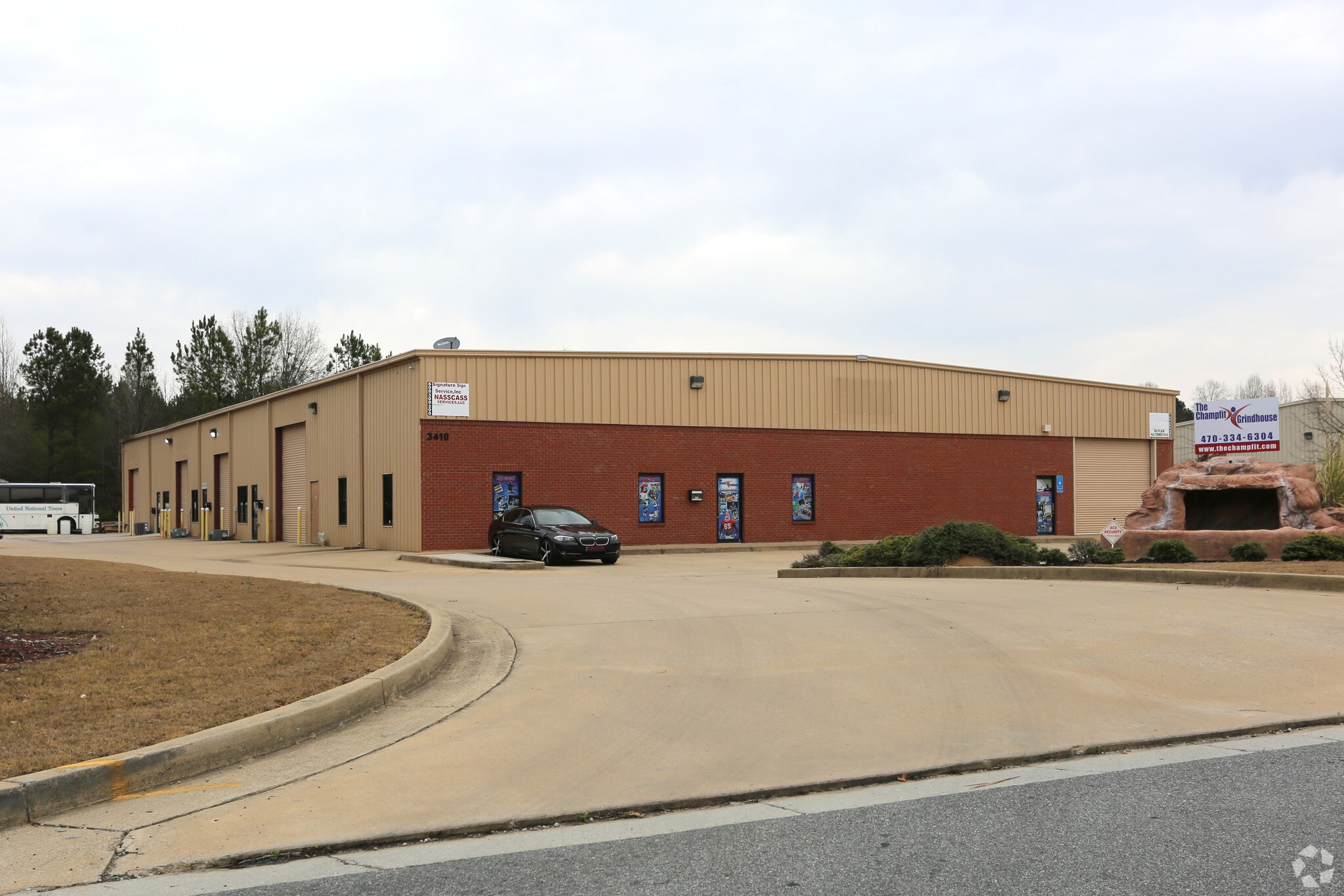 3410 Florence Cir, Powder Springs, GA for Rent