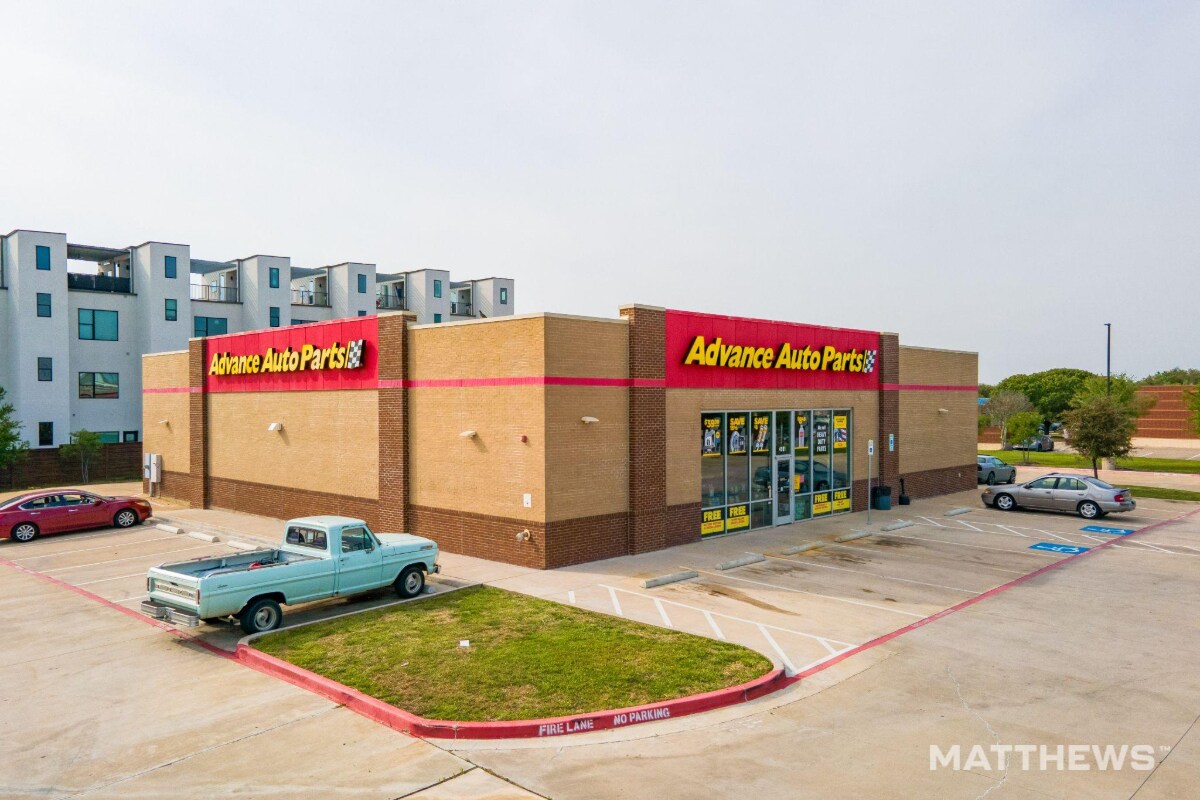 1740 Scottdale M-139 rd, Benton Harbor, MI for Sale