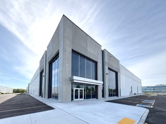 Richmond Hill, ON Industrial - 112 E Beaver Creek Rd