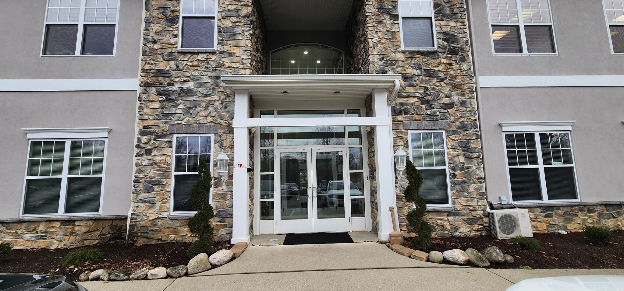 1 Edgeview Dr Hackettstown, NJ 07840 Office Property for Sale on