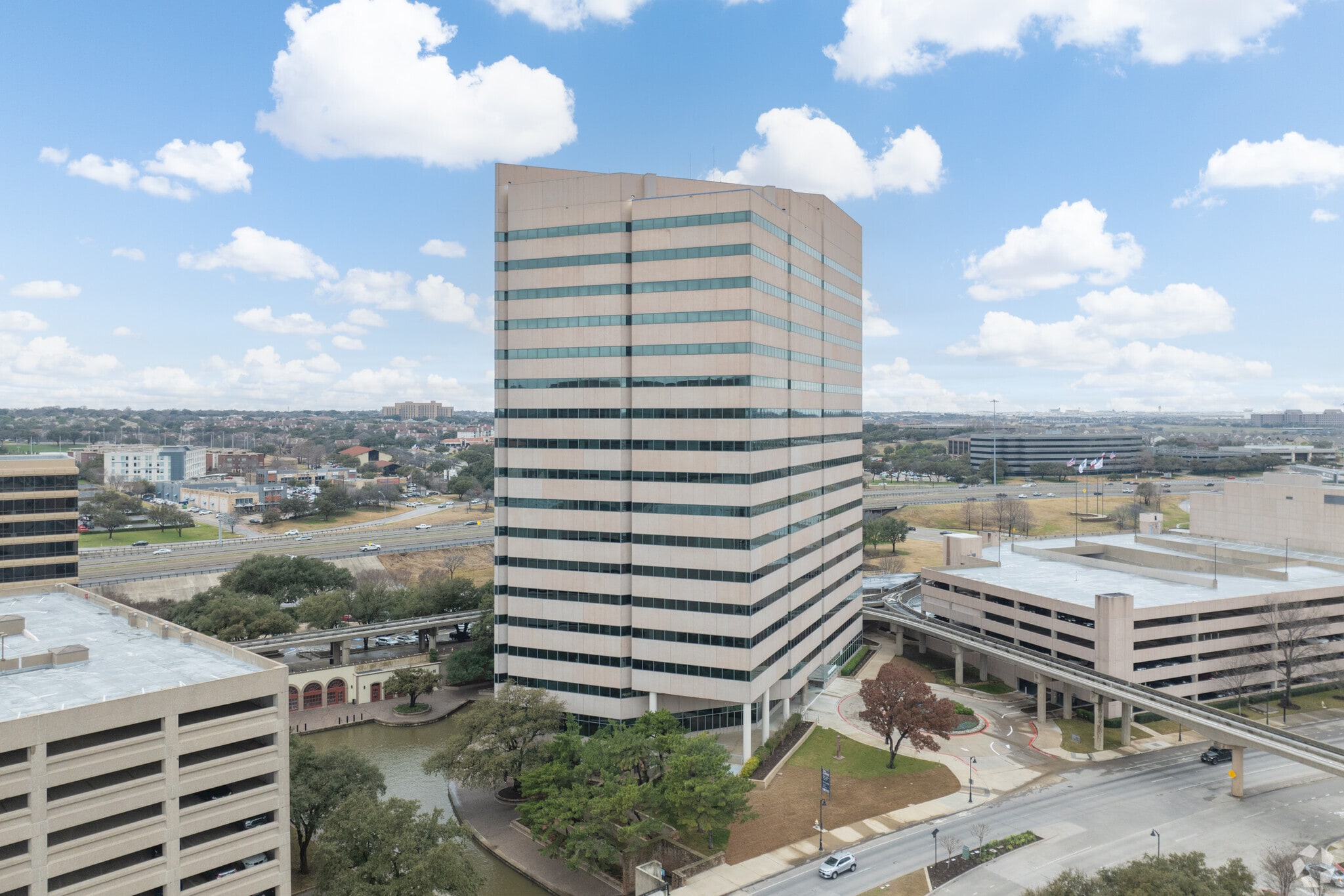 125 E John Carpenter Fwy, Irving, TX for Rent