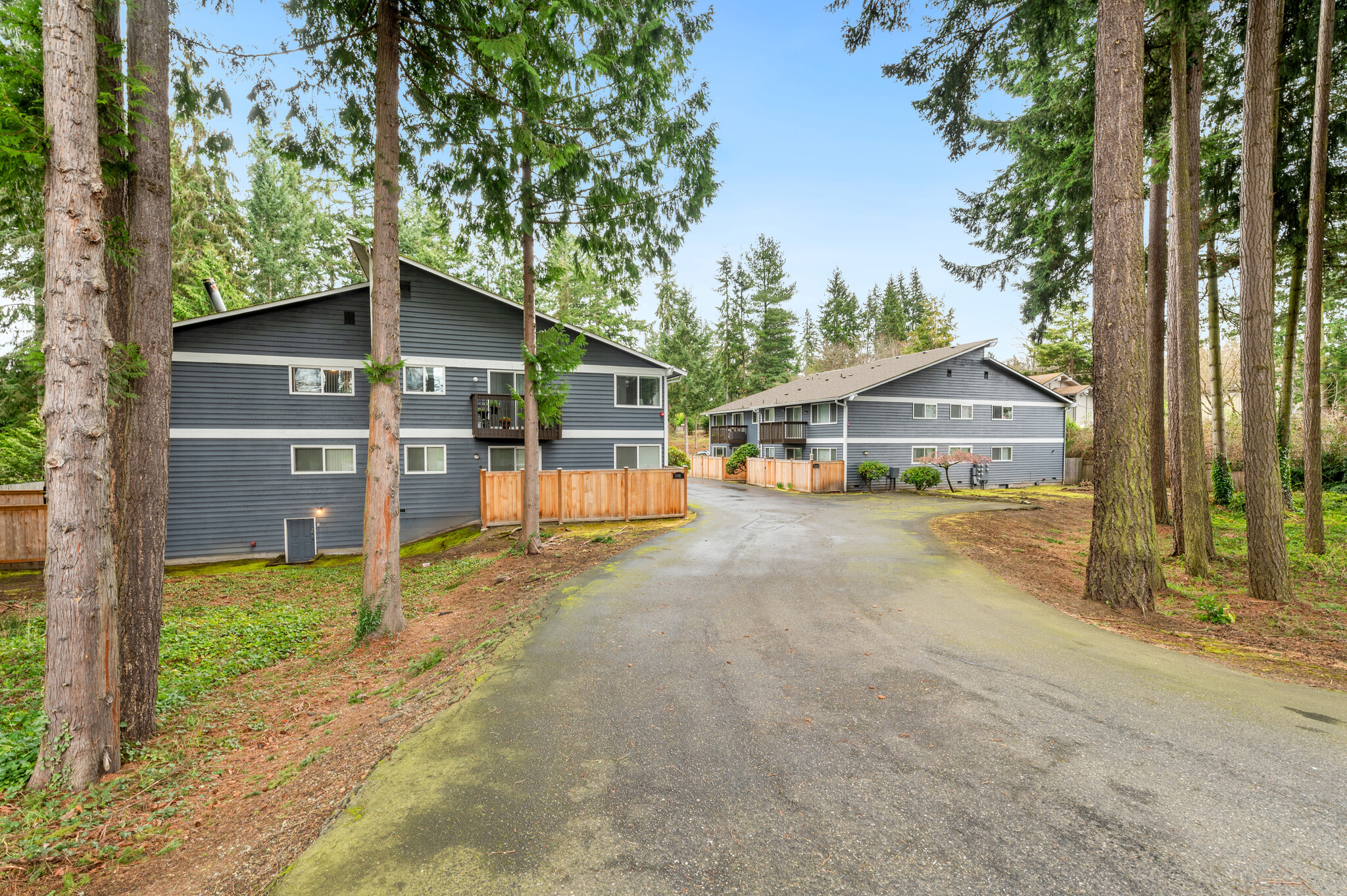 19425 76th Ave W, Lynnwood, WA for Sale