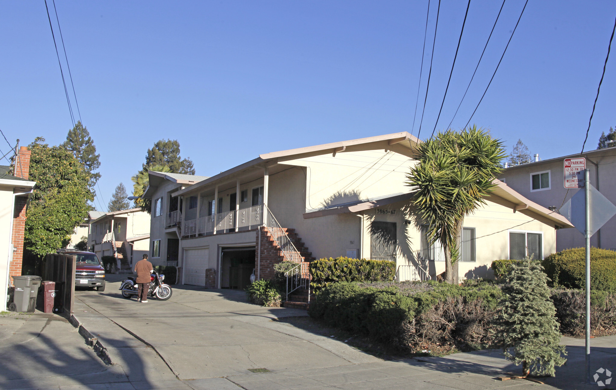 3865-3867 Maybelle Ave, Oakland, CA for Sale